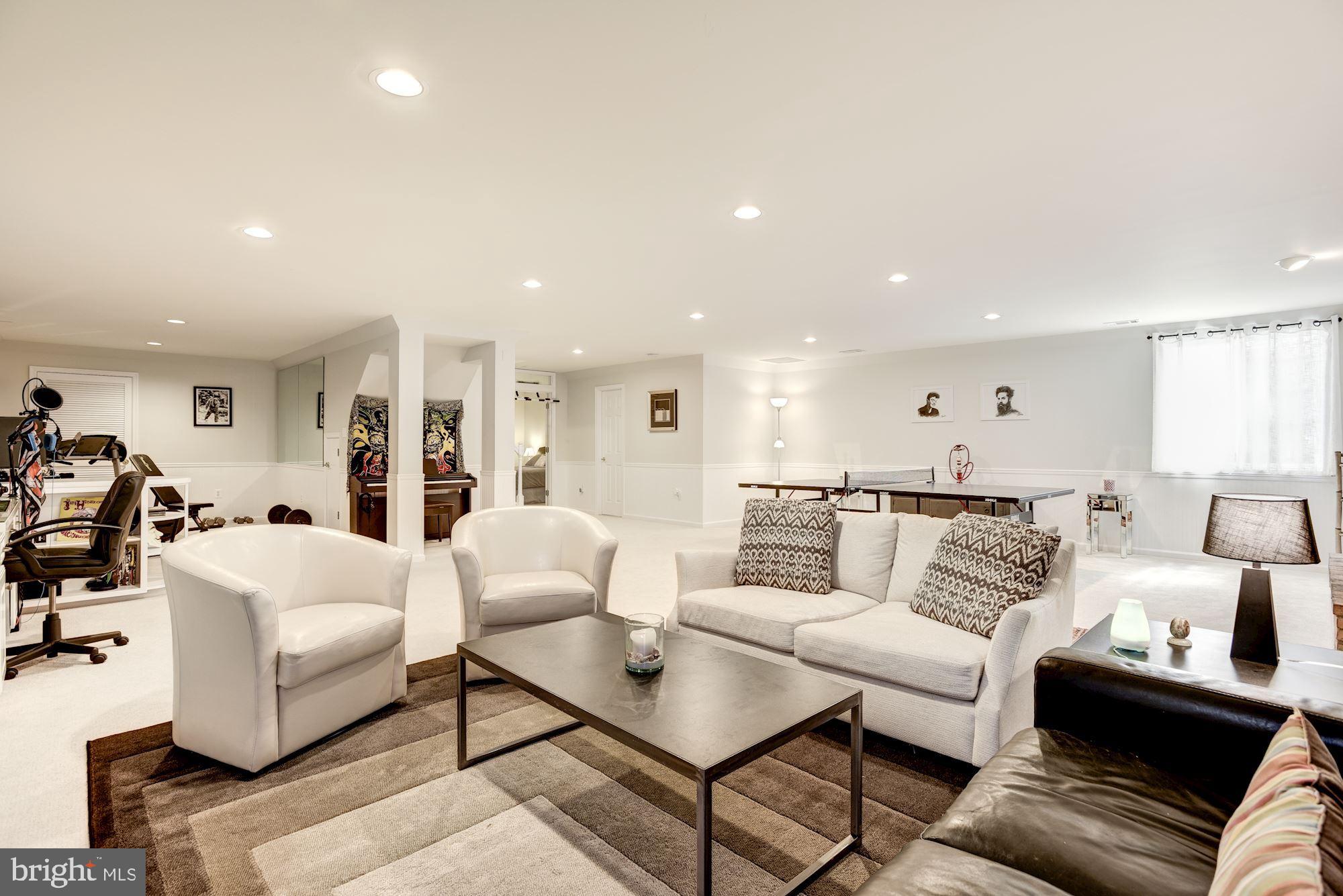 SUMMERWOOD - Residential