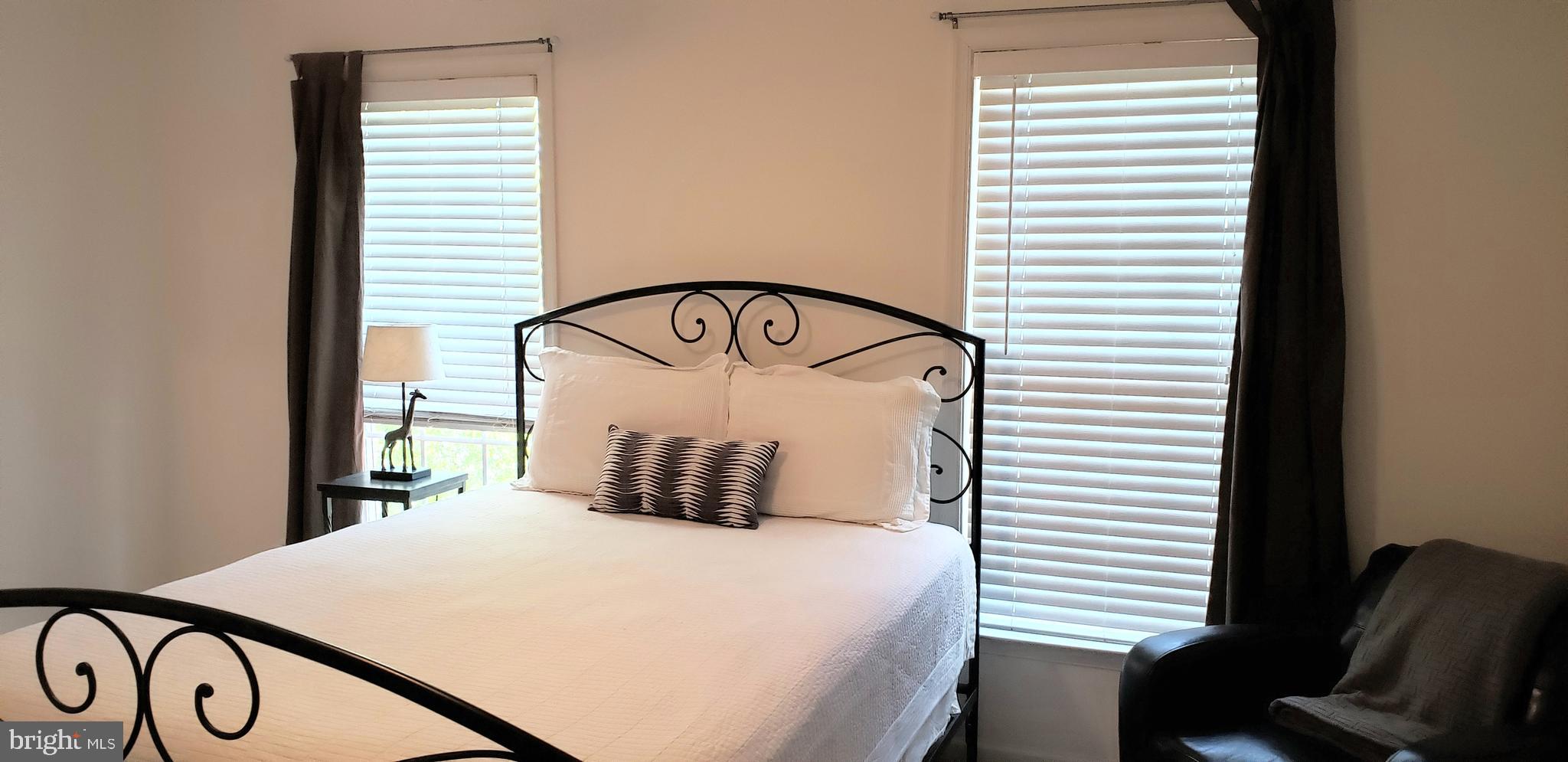 VILLAGES AT HAYMARKET - Residential Lease