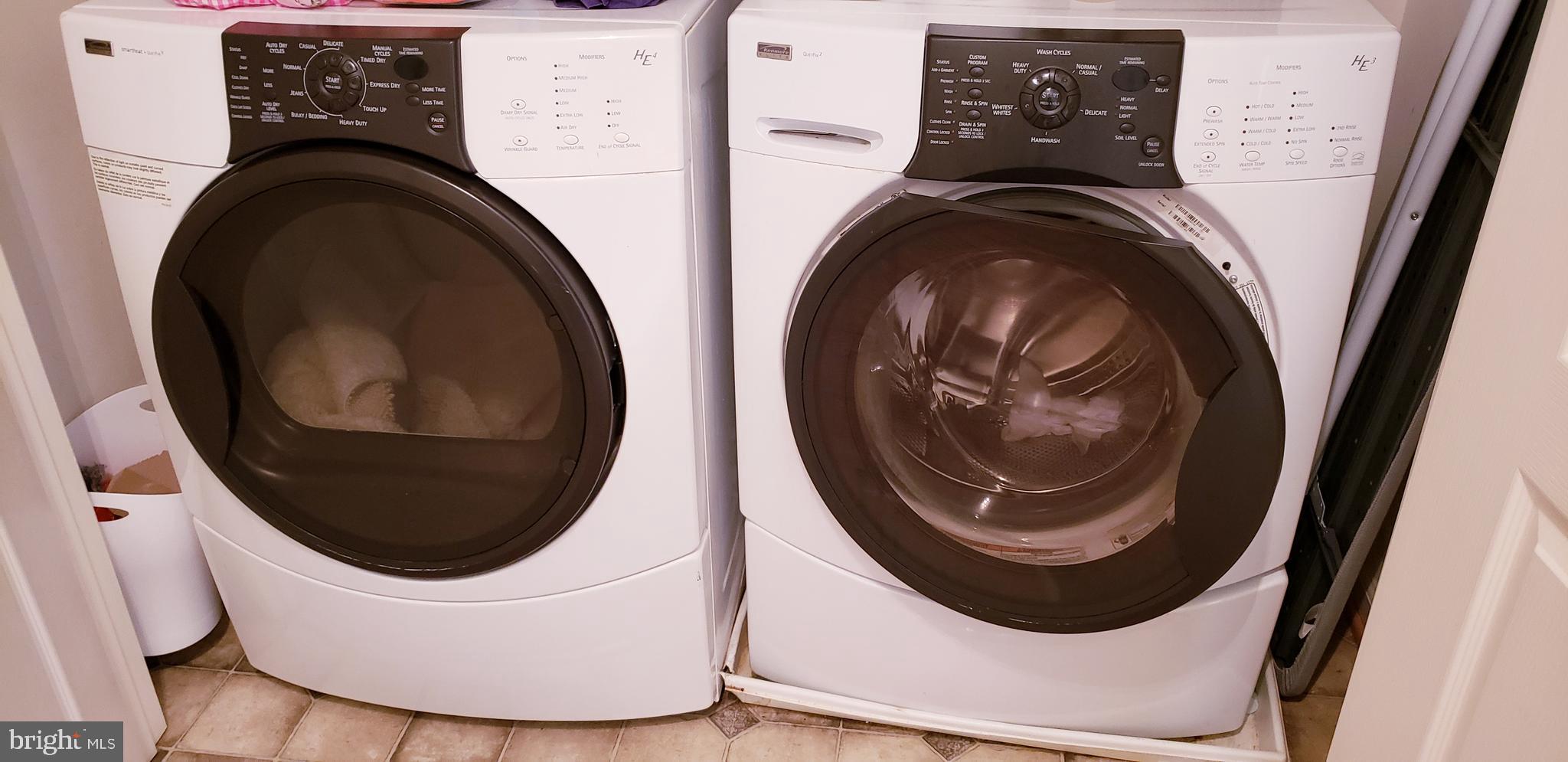 VILLAGES AT HAYMARKET - Residential Lease