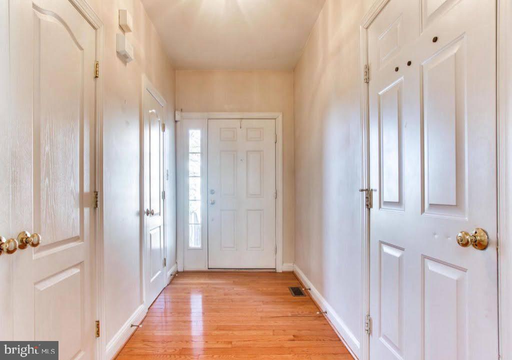 VILLAGES AT HAYMARKET - Residential Lease