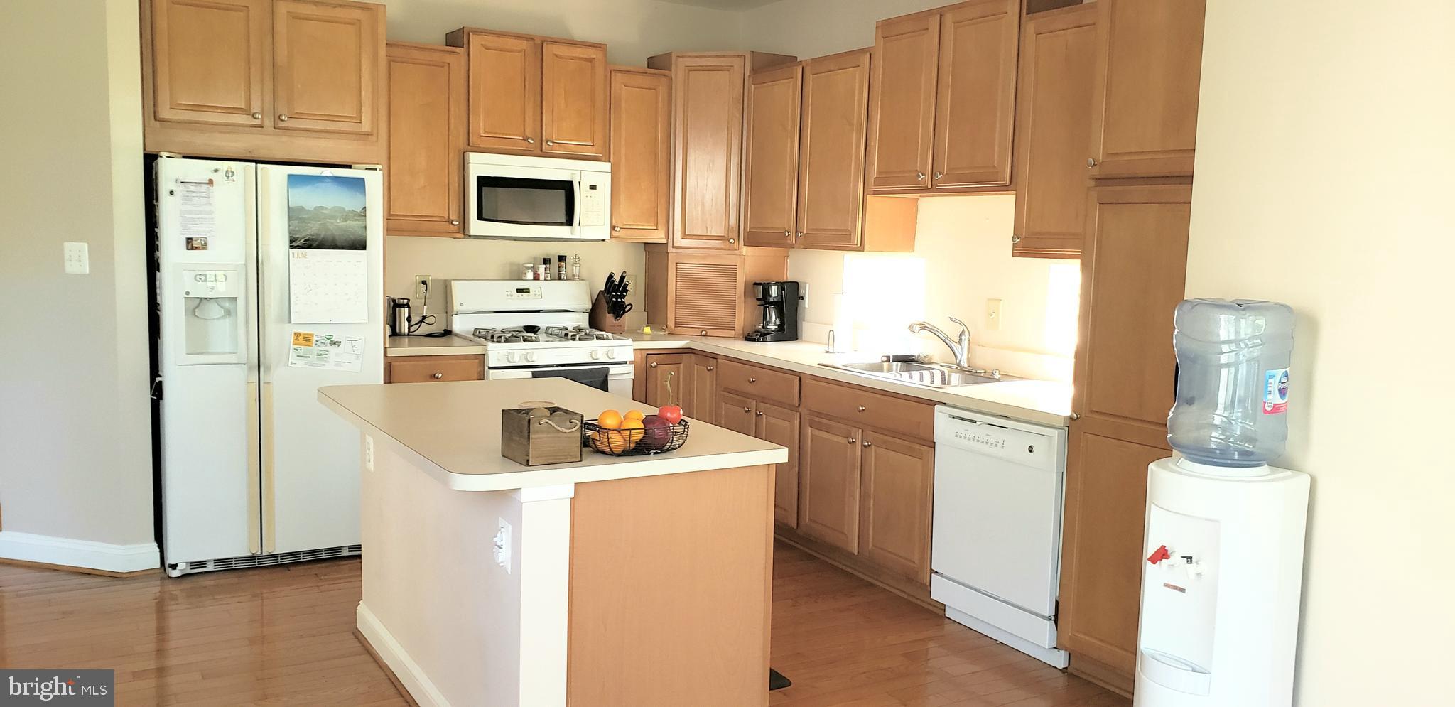 VILLAGES AT HAYMARKET - Residential Lease