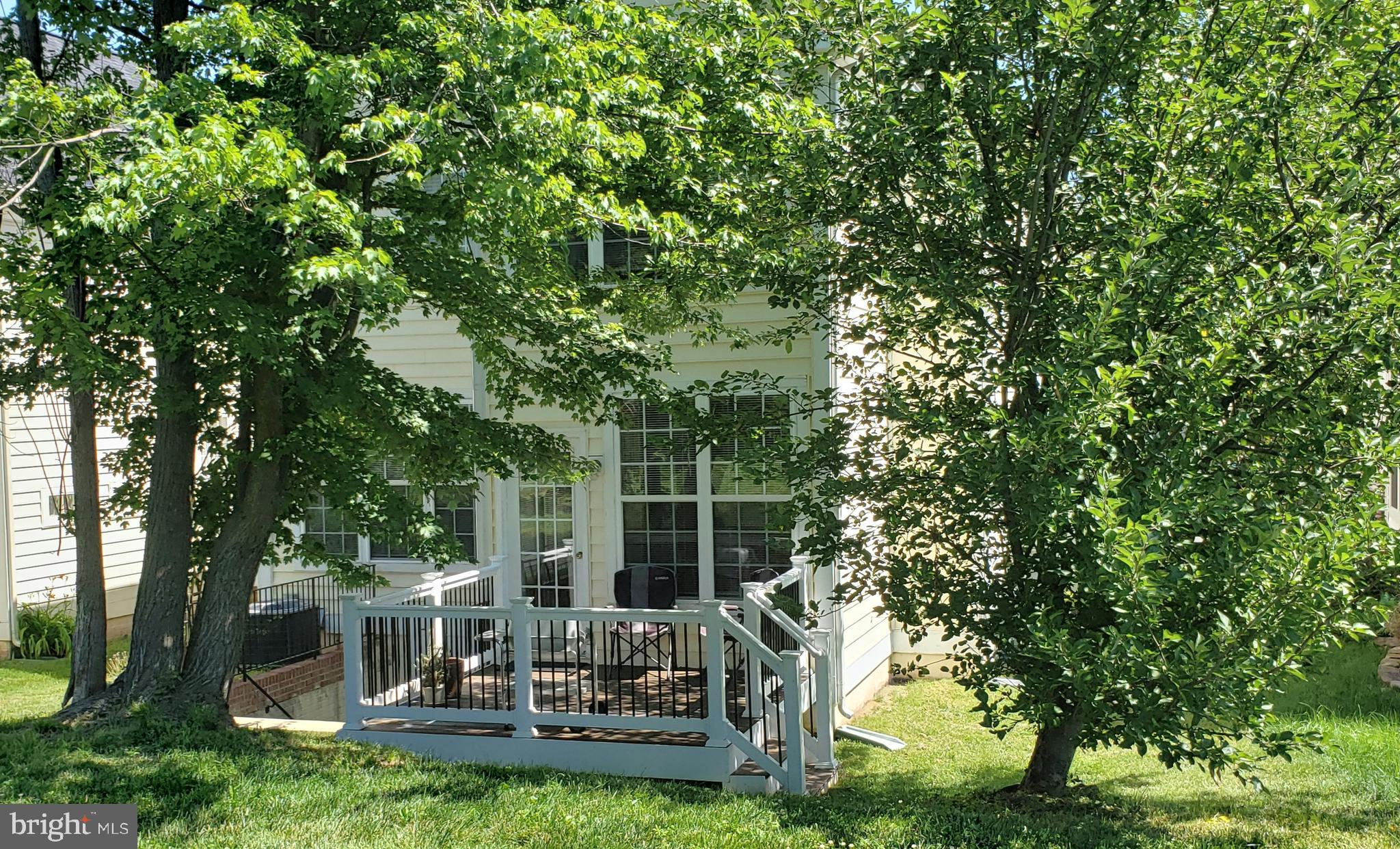 VILLAGES AT HAYMARKET - Residential Lease