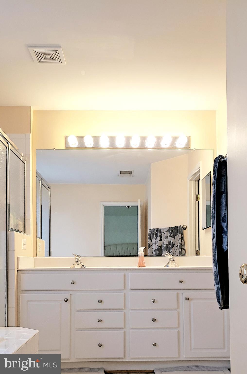 VILLAGES AT HAYMARKET - Residential Lease