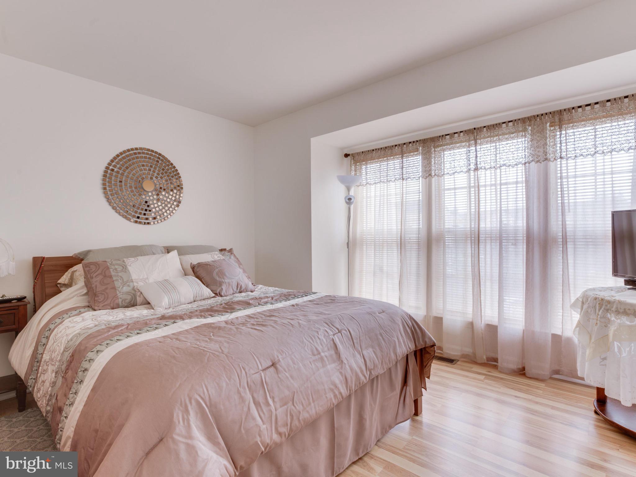 CEDAR LAKES - Residential