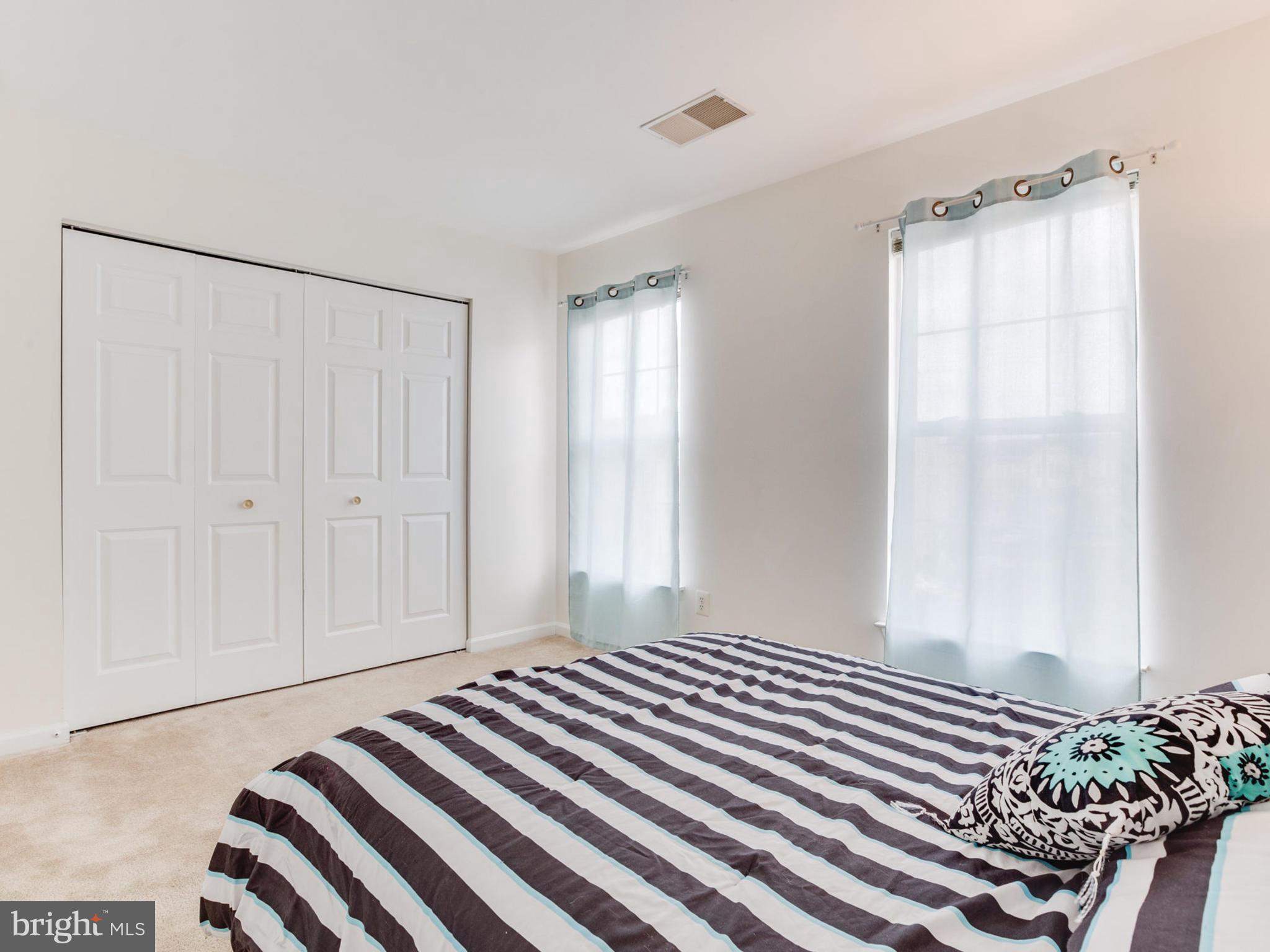 CEDAR LAKES - Residential