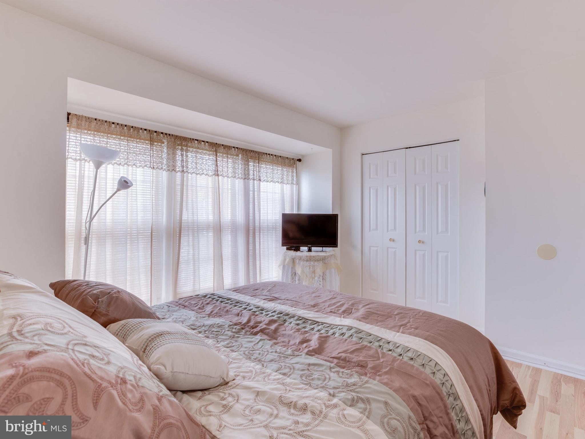 CEDAR LAKES - Residential