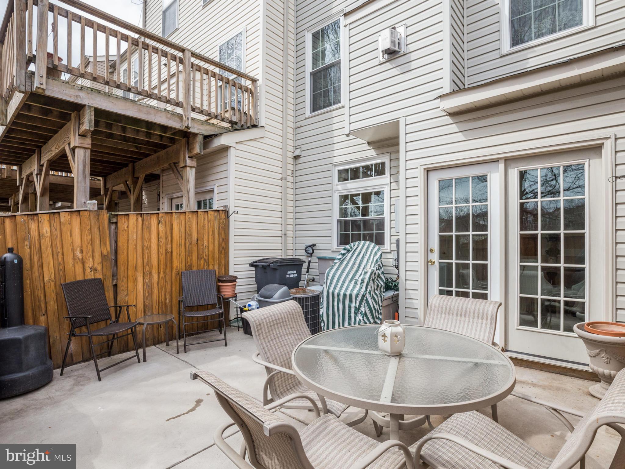 CEDAR LAKES - Residential