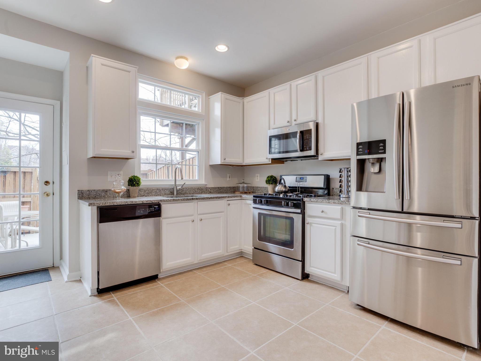 CEDAR LAKES - Residential