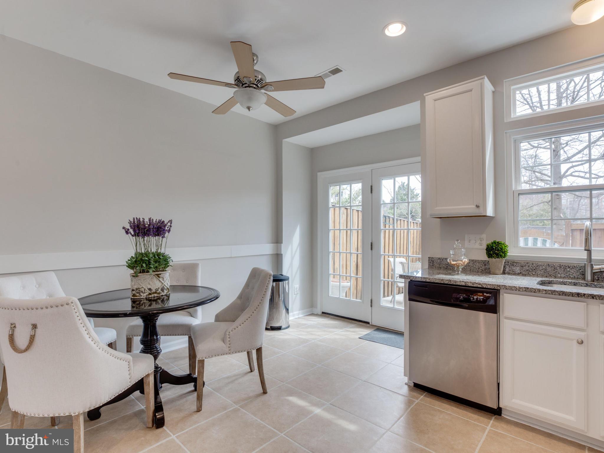 CEDAR LAKES - Residential