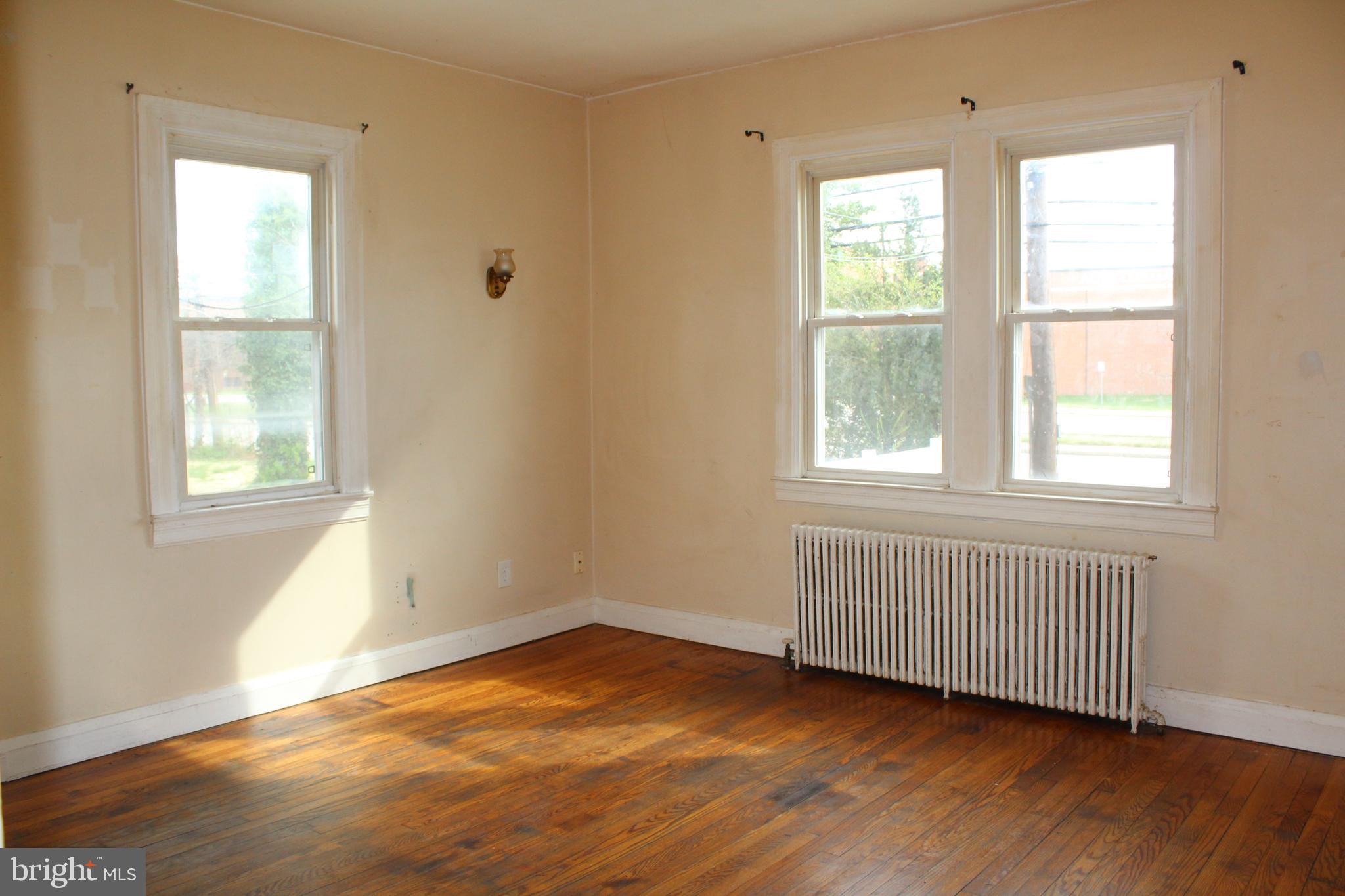 GLEN GARDENS - Residential