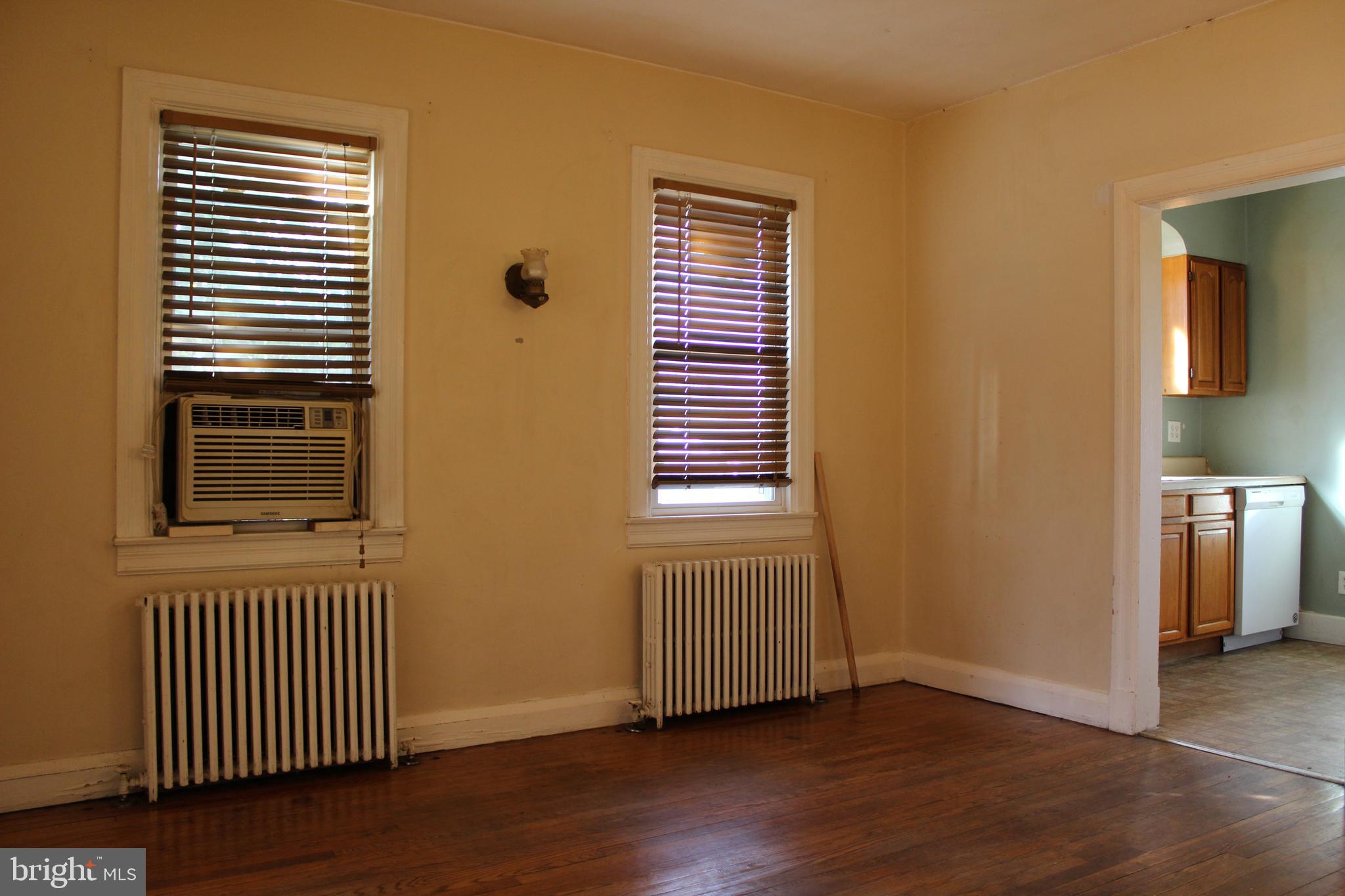 GLEN GARDENS - Residential