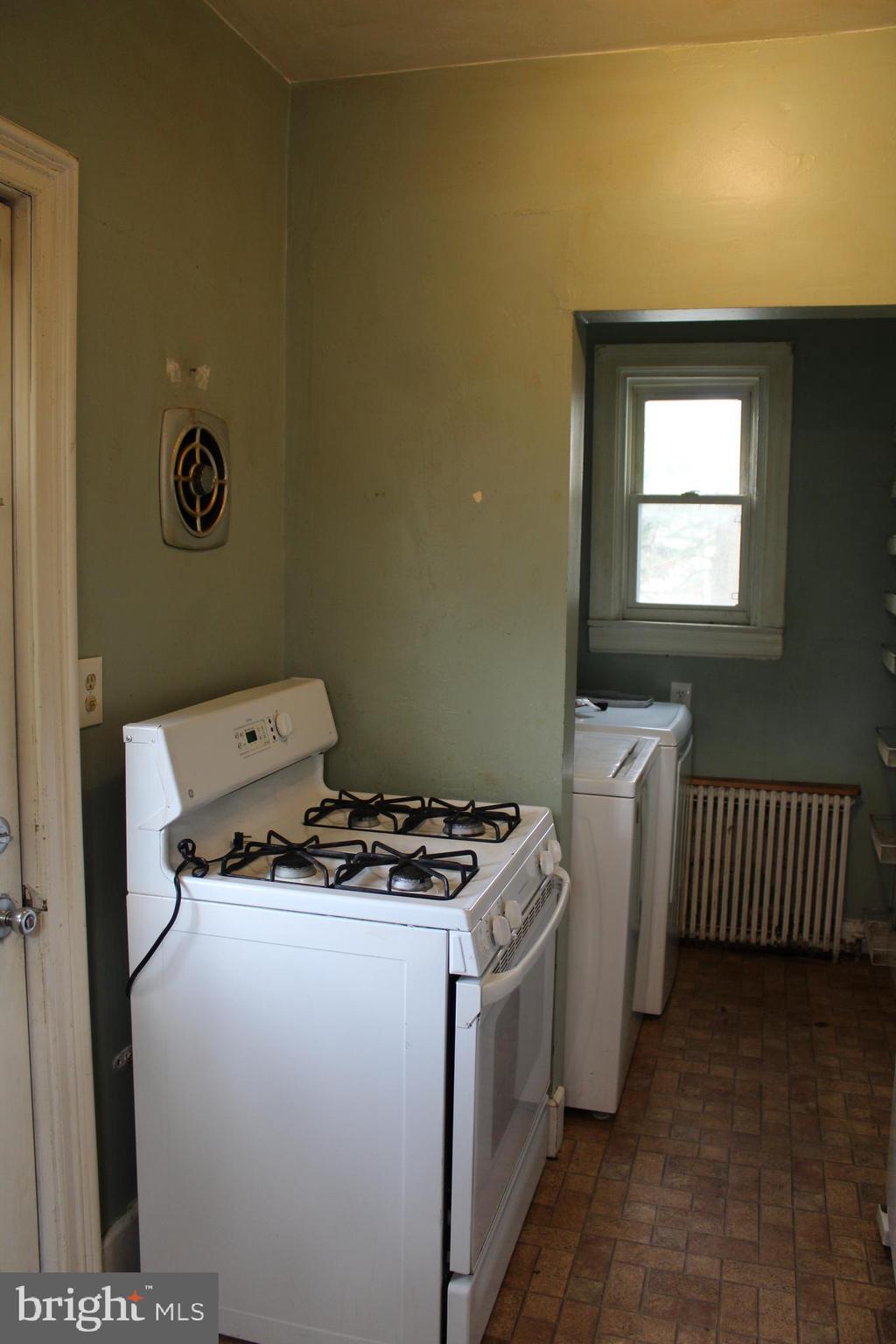 GLEN GARDENS - Residential