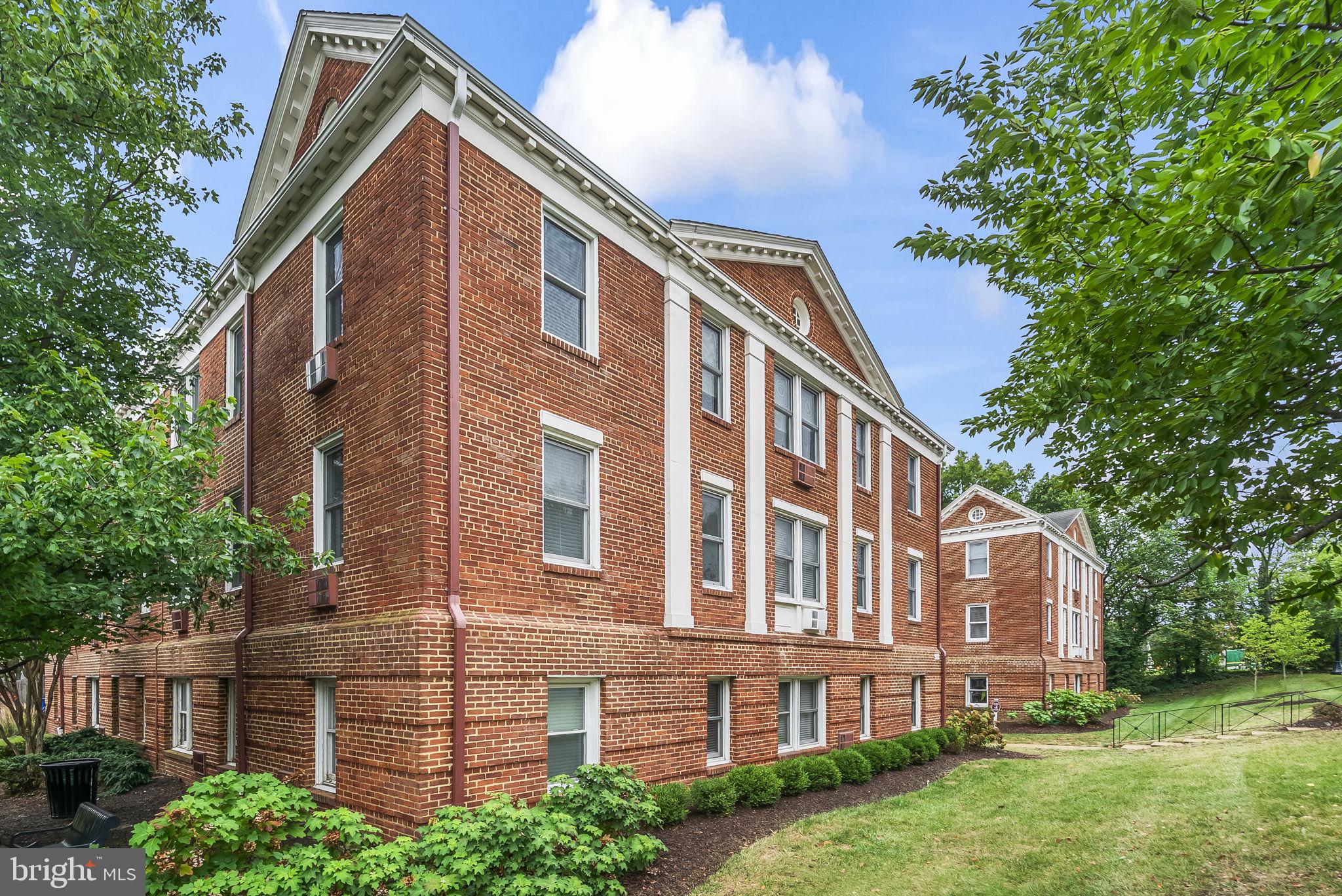 BEARINGS SOUTH - Residential Lease