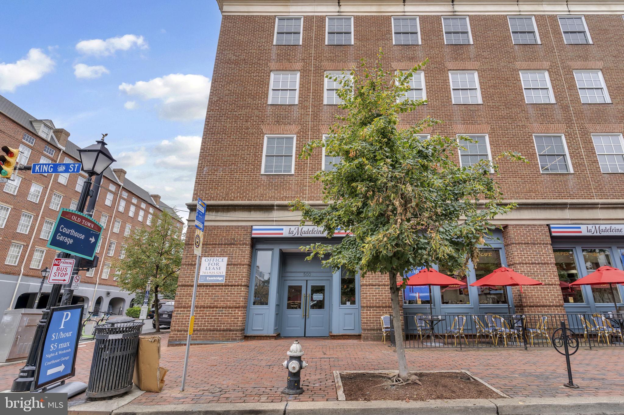 BEARINGS SOUTH - Residential Lease