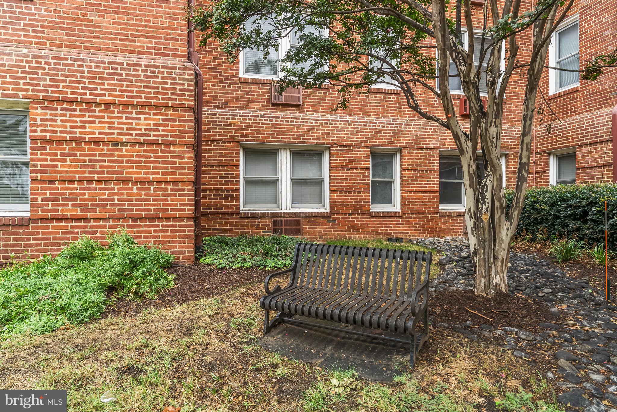 BEARINGS SOUTH - Residential Lease