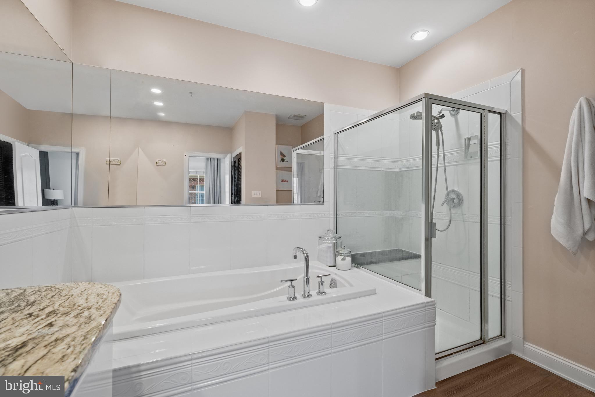 NORTH SHORE - Residential