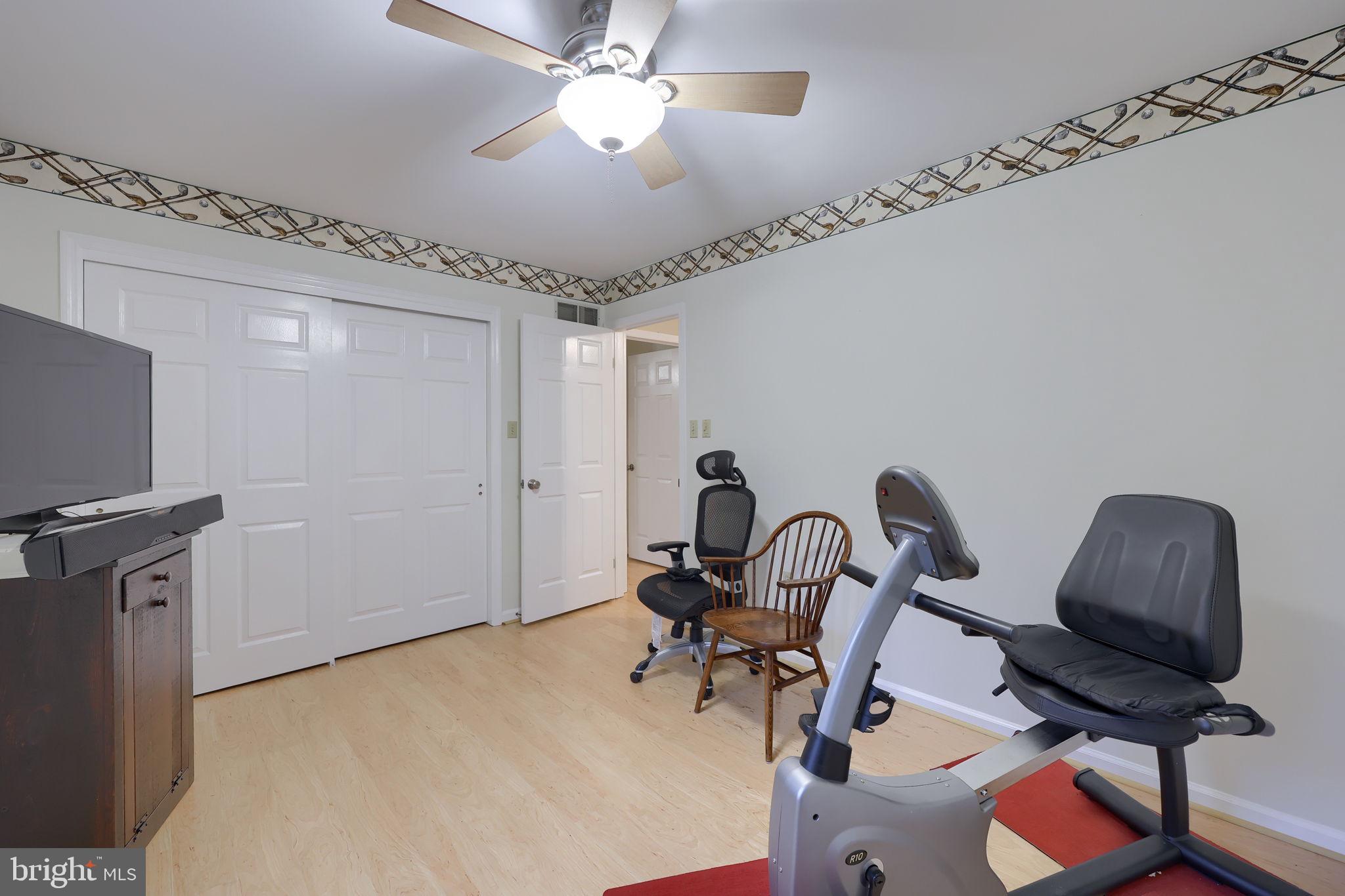 THE OAKS - Residential