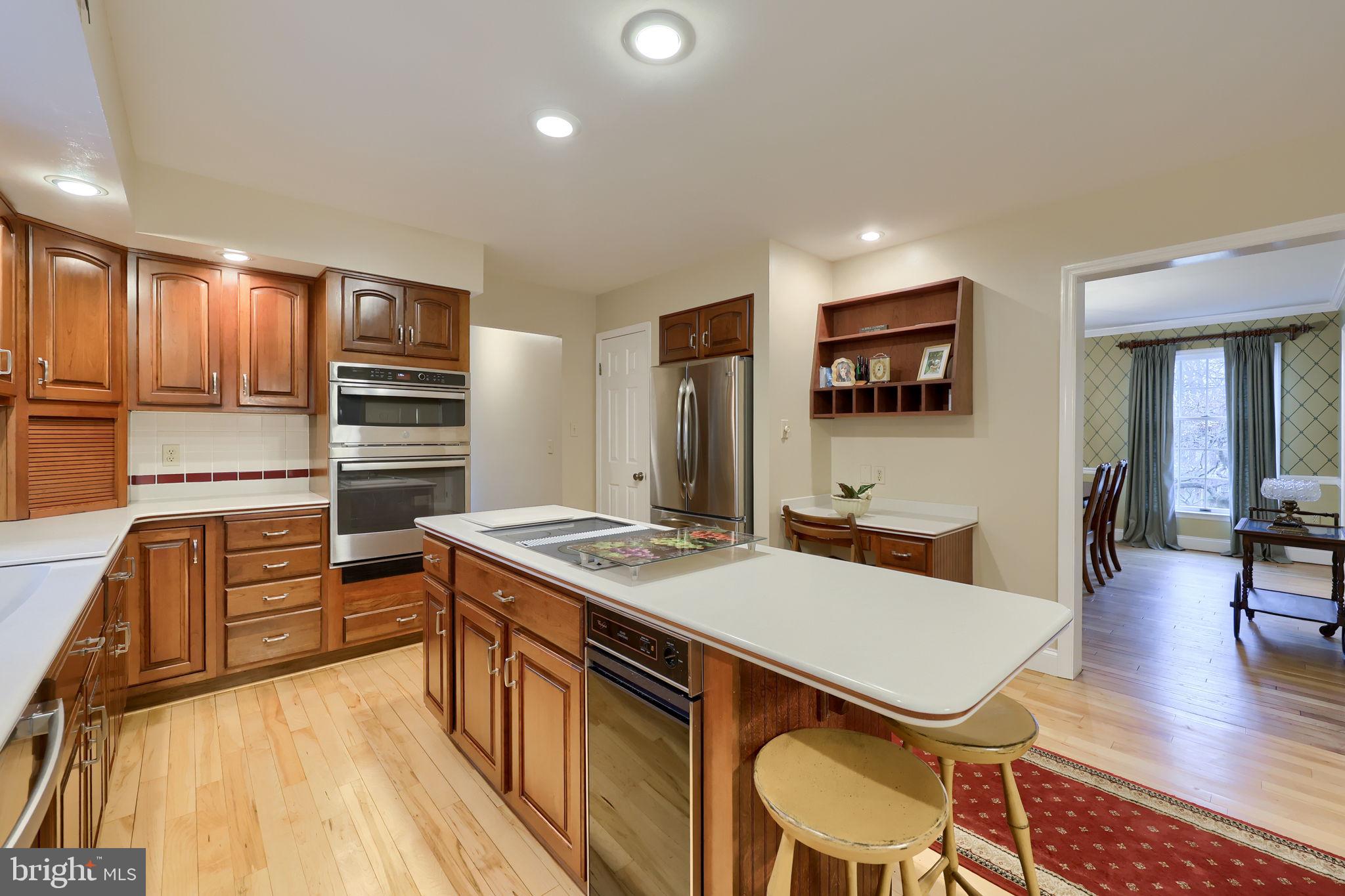 THE OAKS - Residential