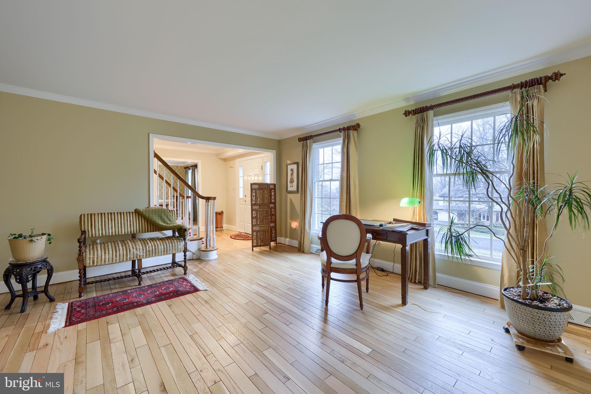 THE OAKS - Residential