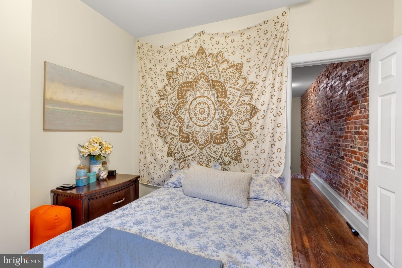 WHITMAN - Residential Lease