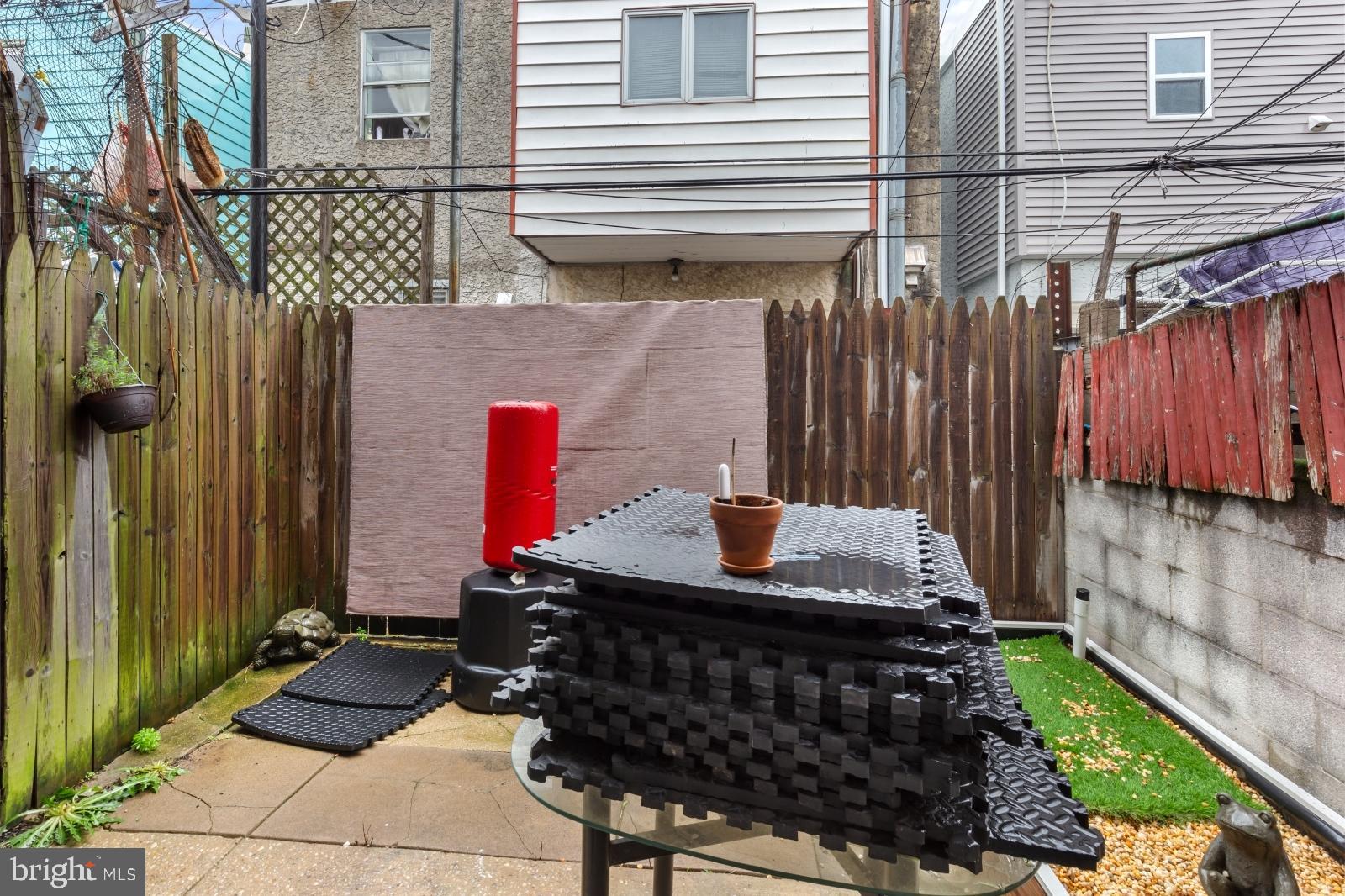 WHITMAN - Residential Lease