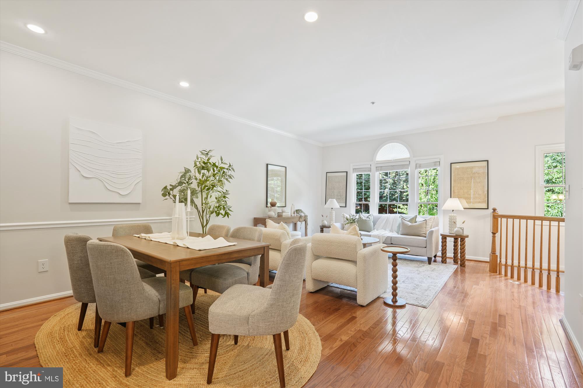 ROSE HILL FALLS - Residential