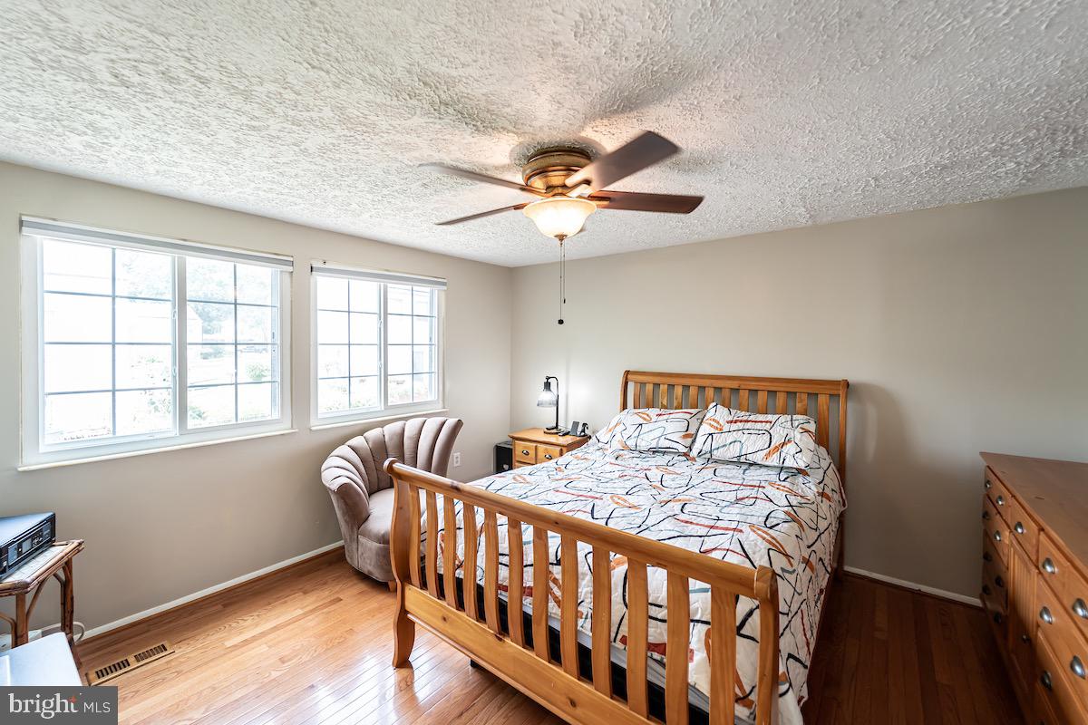 WILLOW HILLS - Residential