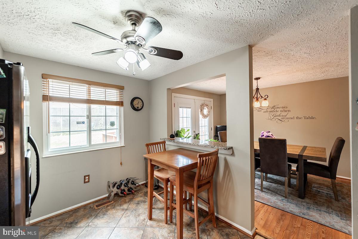 WILLOW HILLS - Residential