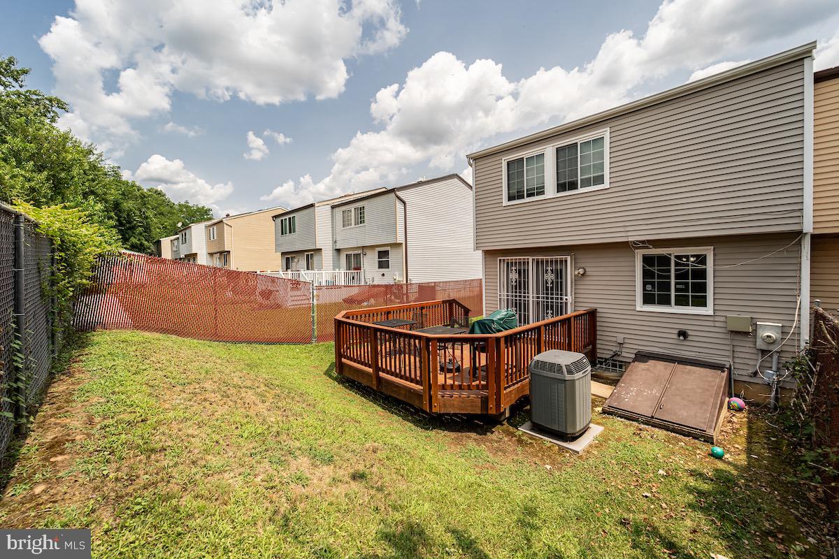 WILLOW HILLS - Residential