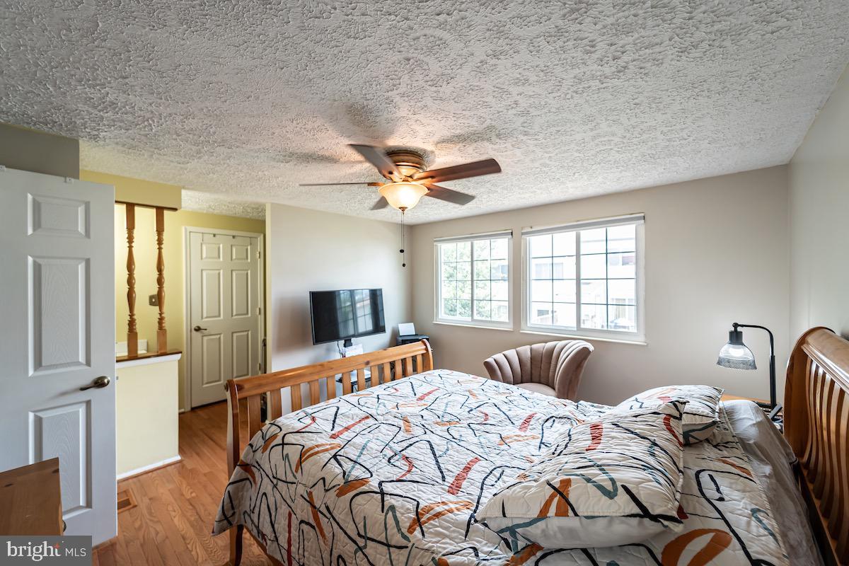 WILLOW HILLS - Residential