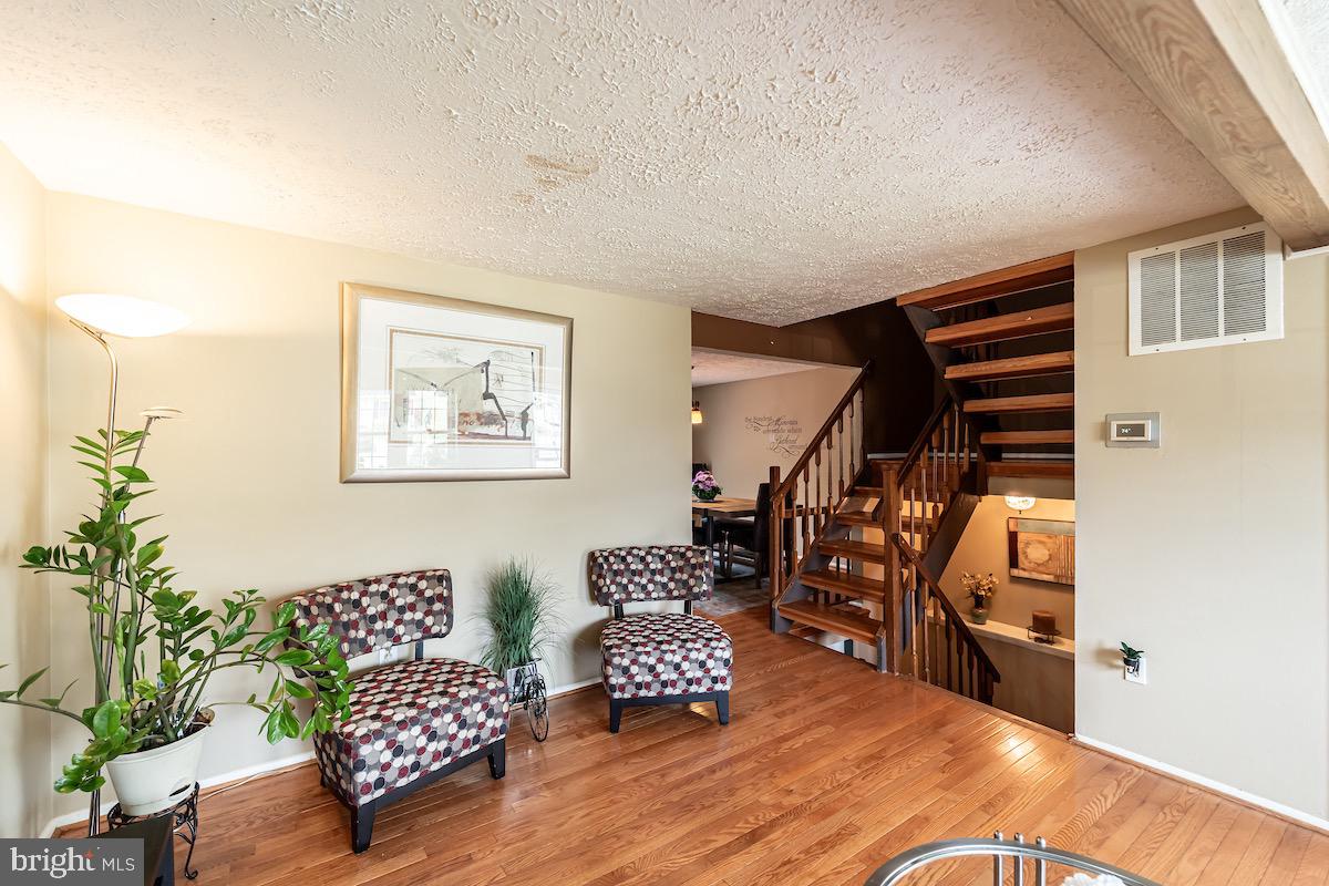 WILLOW HILLS - Residential