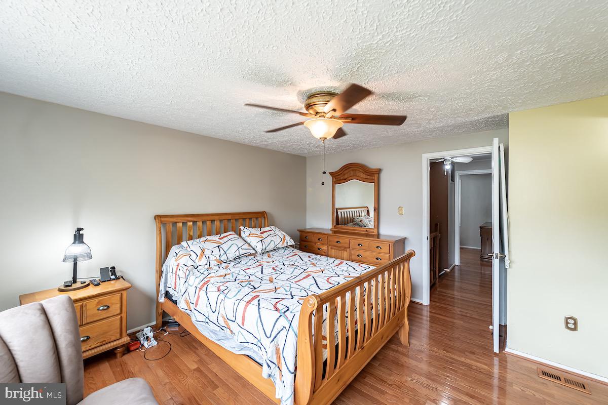 WILLOW HILLS - Residential