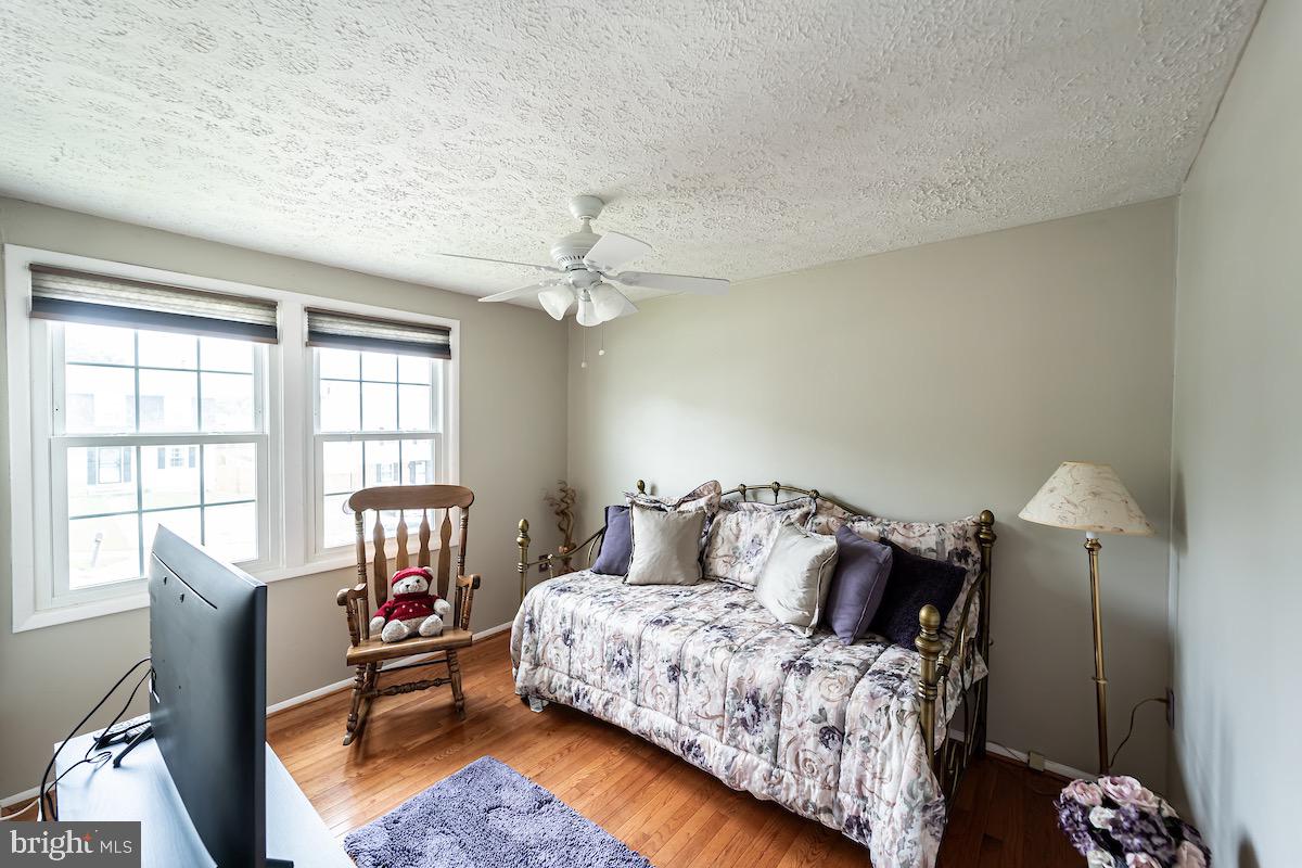 WILLOW HILLS - Residential