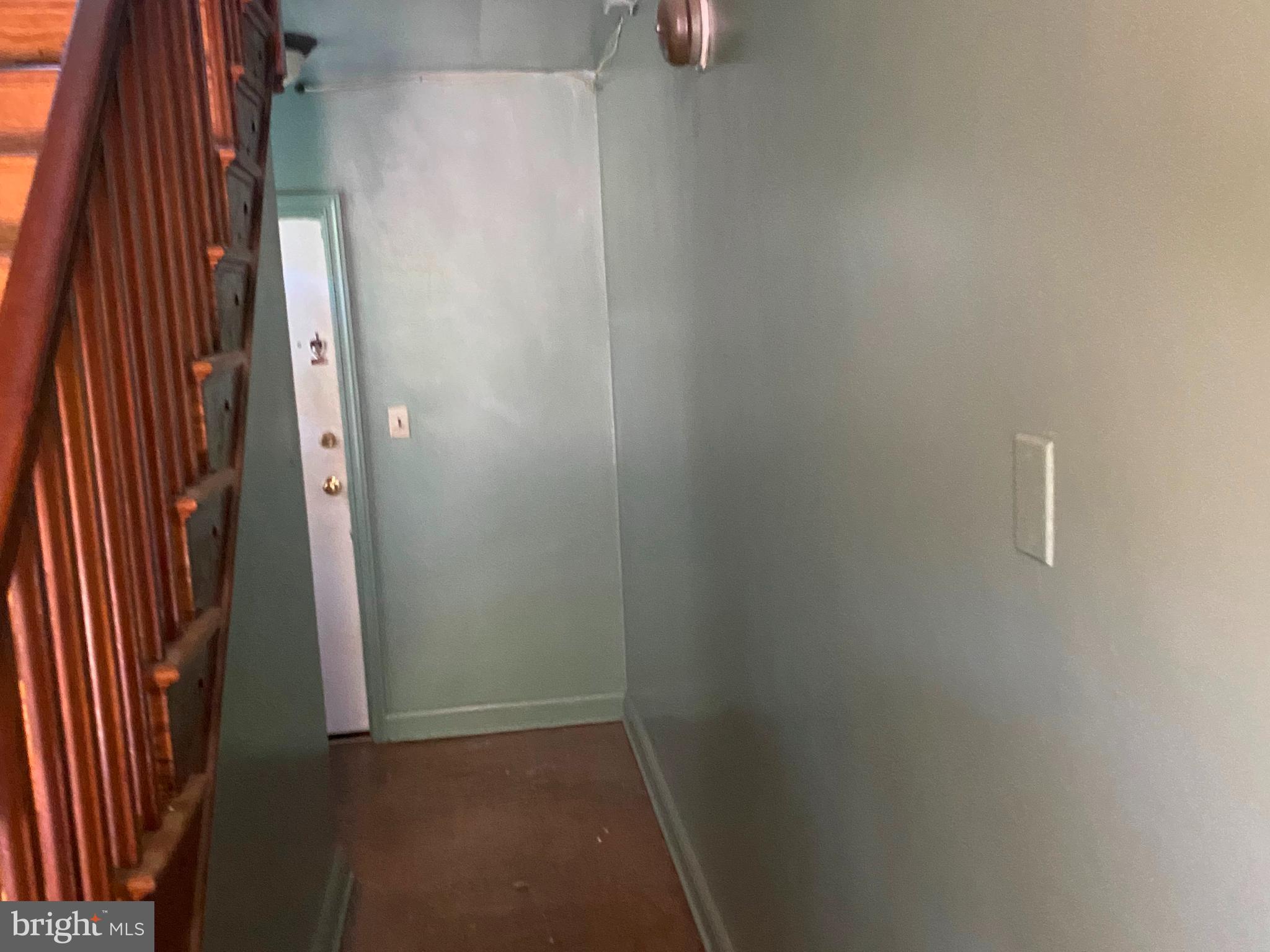 GUILFORD - Commercial Sale