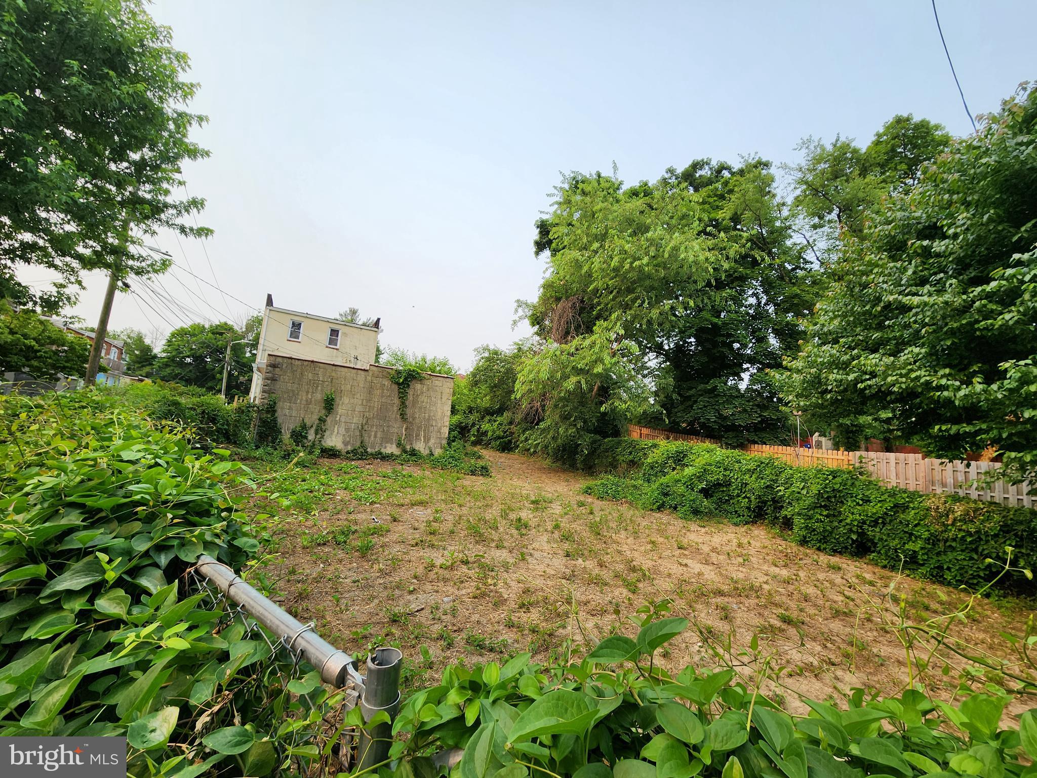 GUILFORD - Commercial Sale