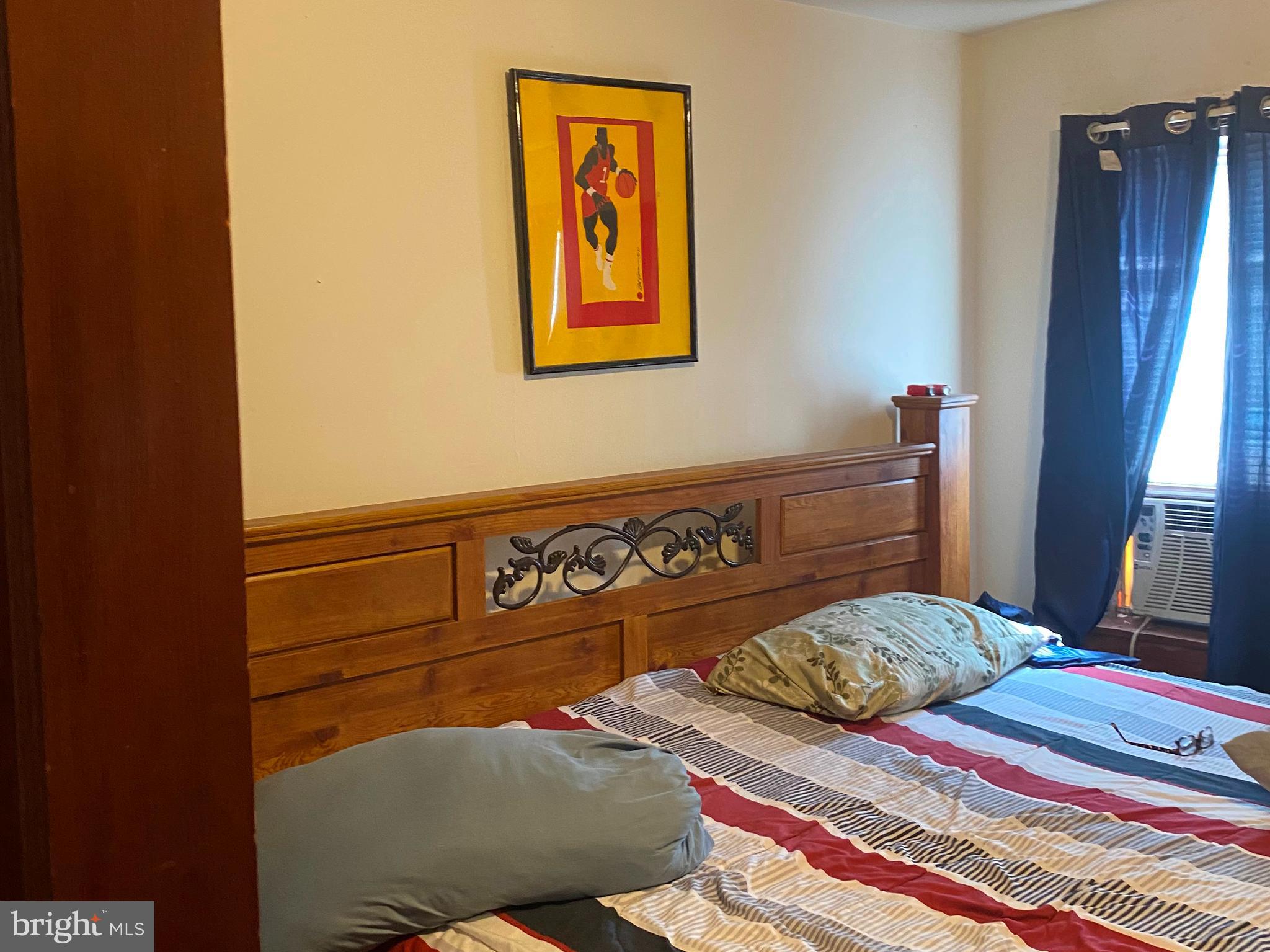 GUILFORD - Commercial Sale