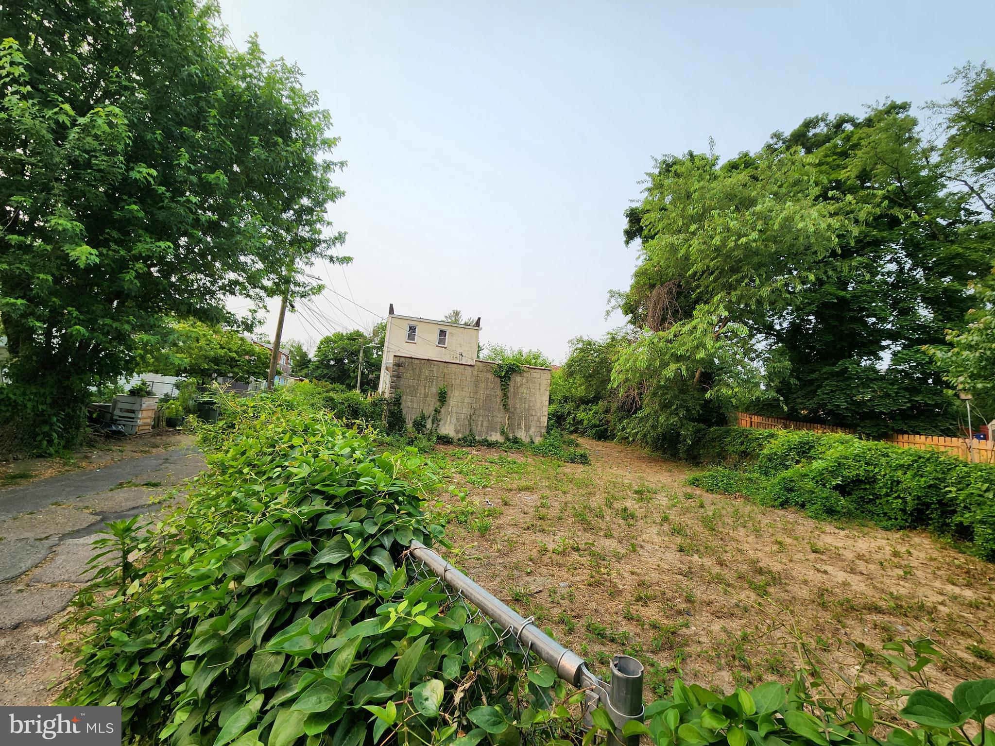 GUILFORD - Commercial Sale