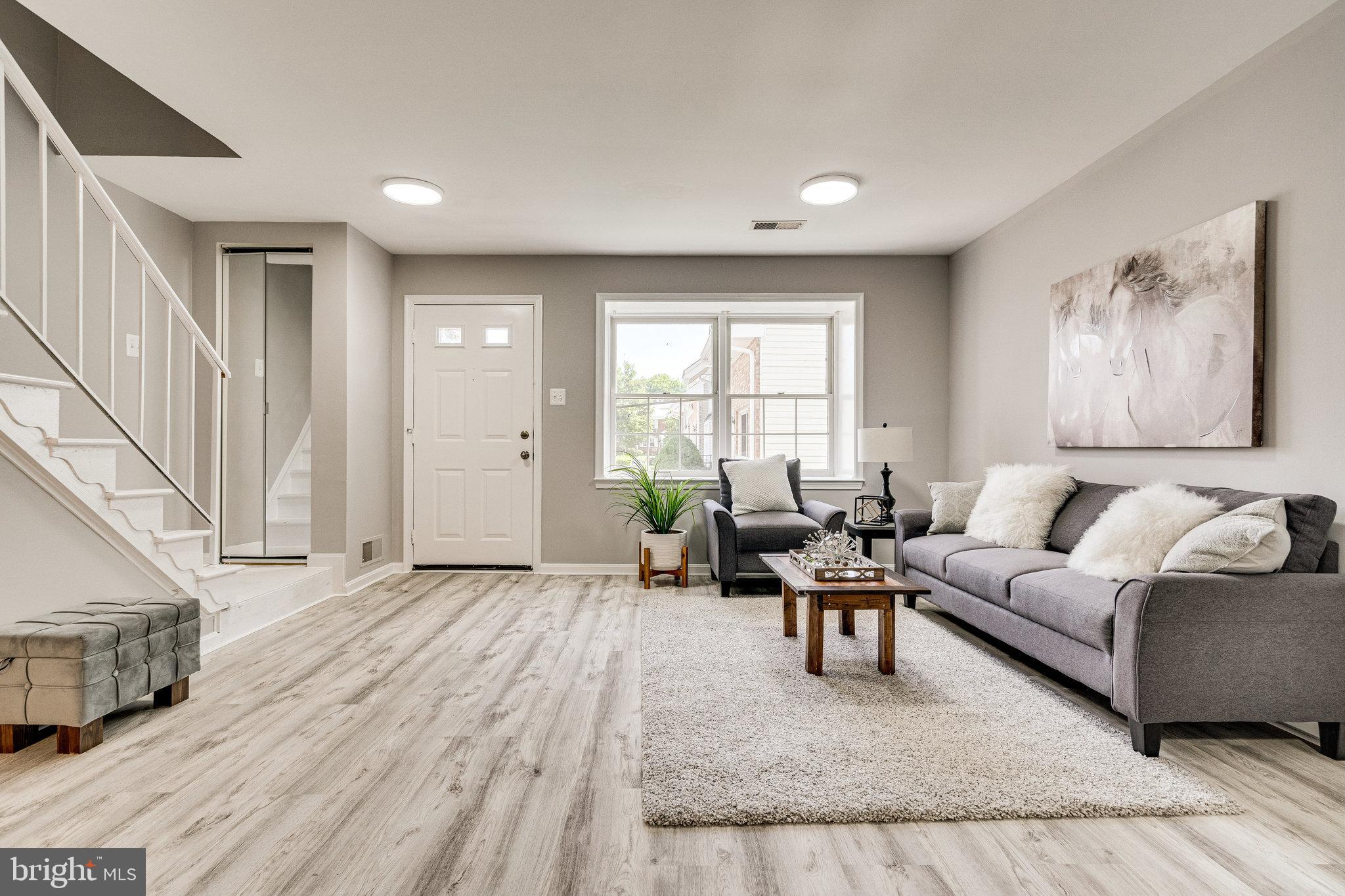 BEDFORD PARK - Residential