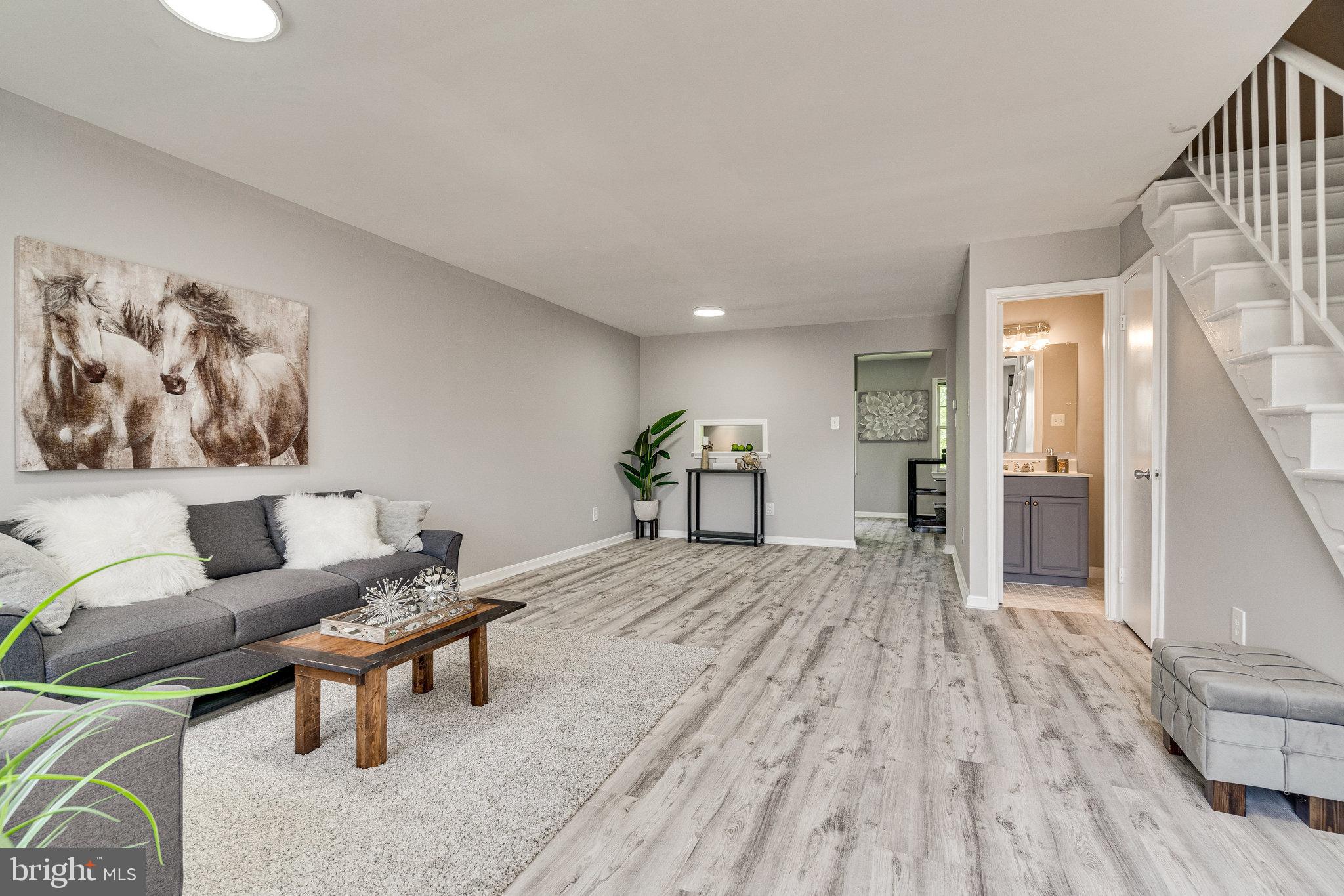 BEDFORD PARK - Residential