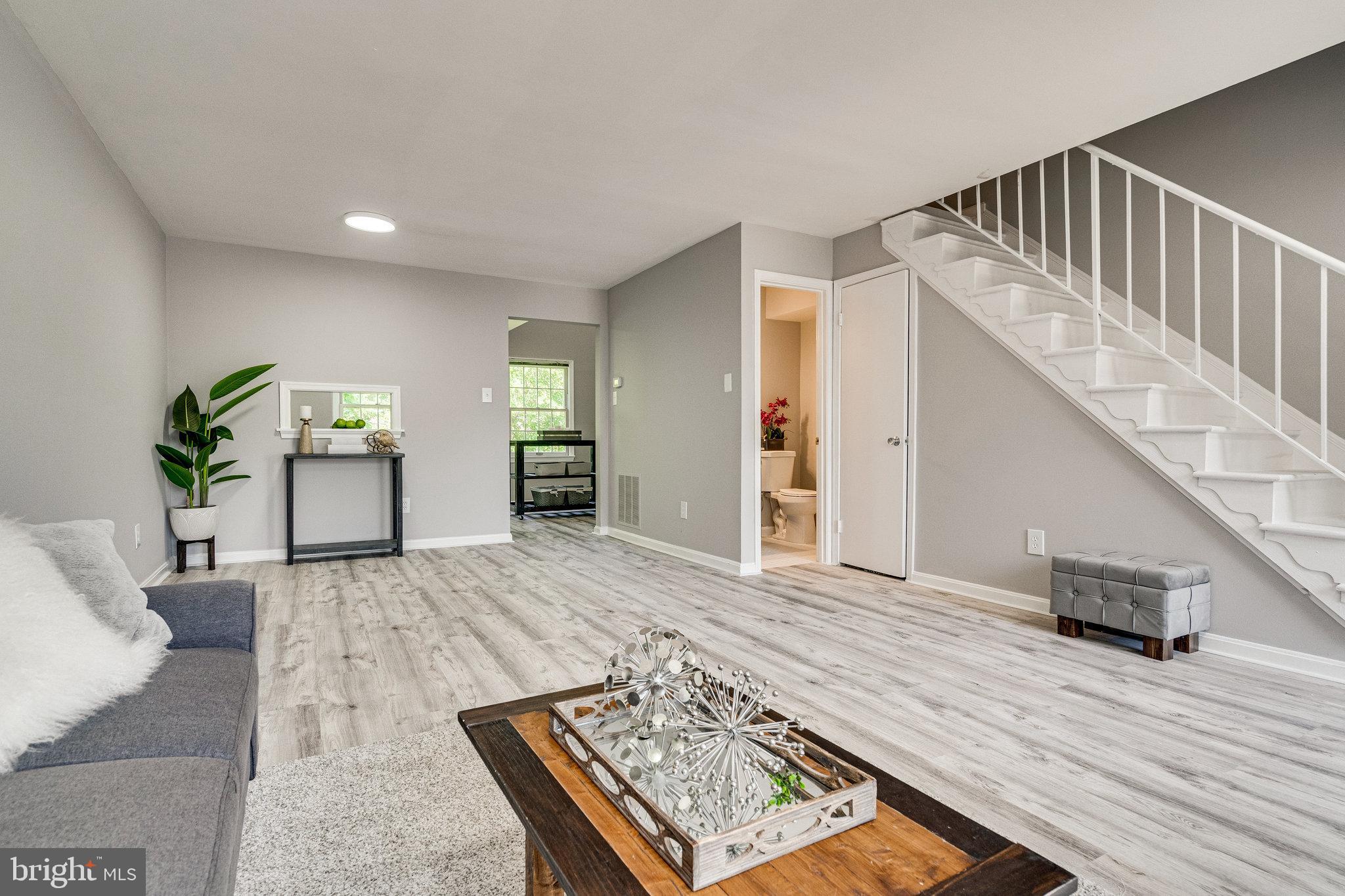 BEDFORD PARK - Residential