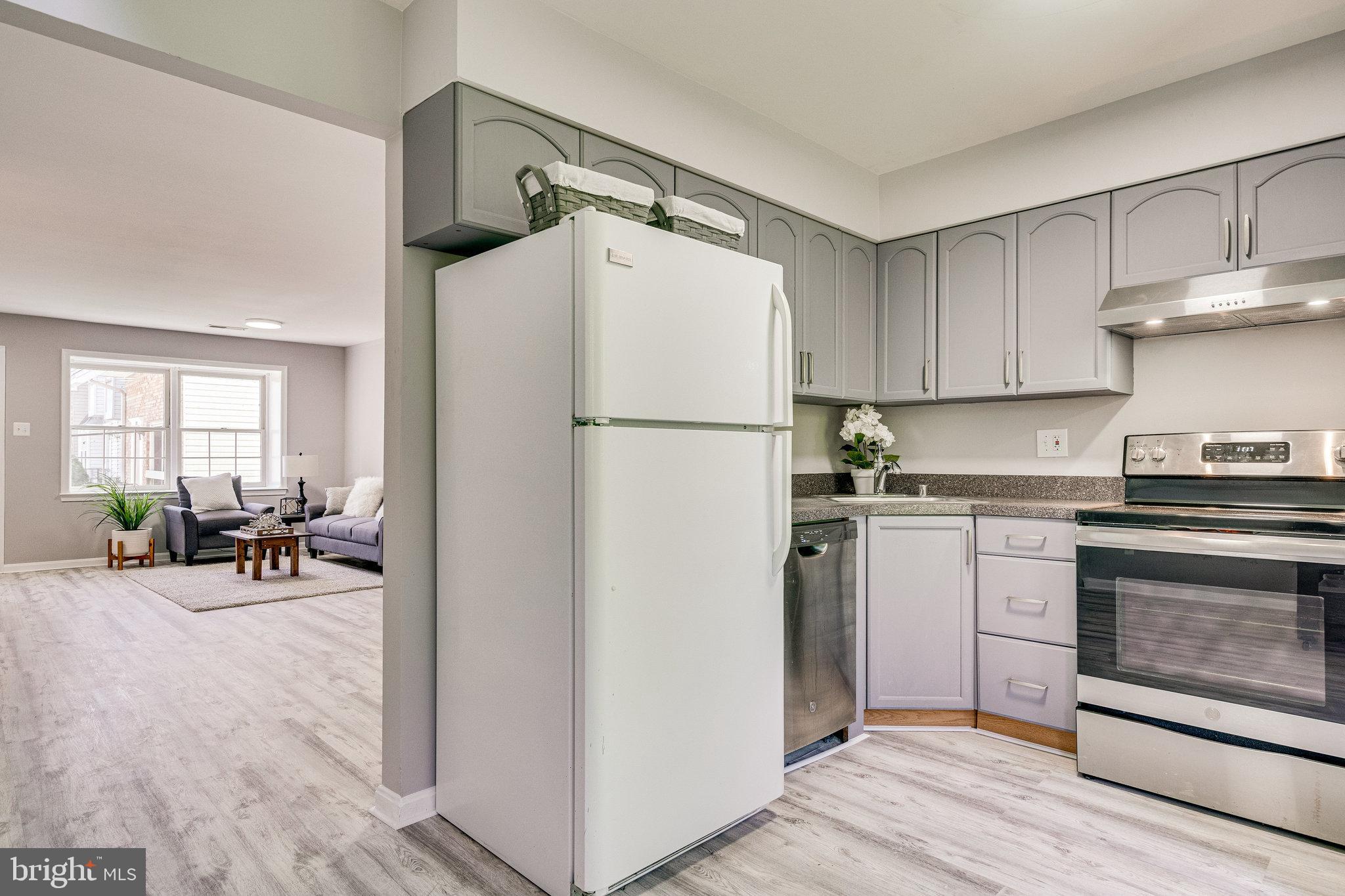 BEDFORD PARK - Residential