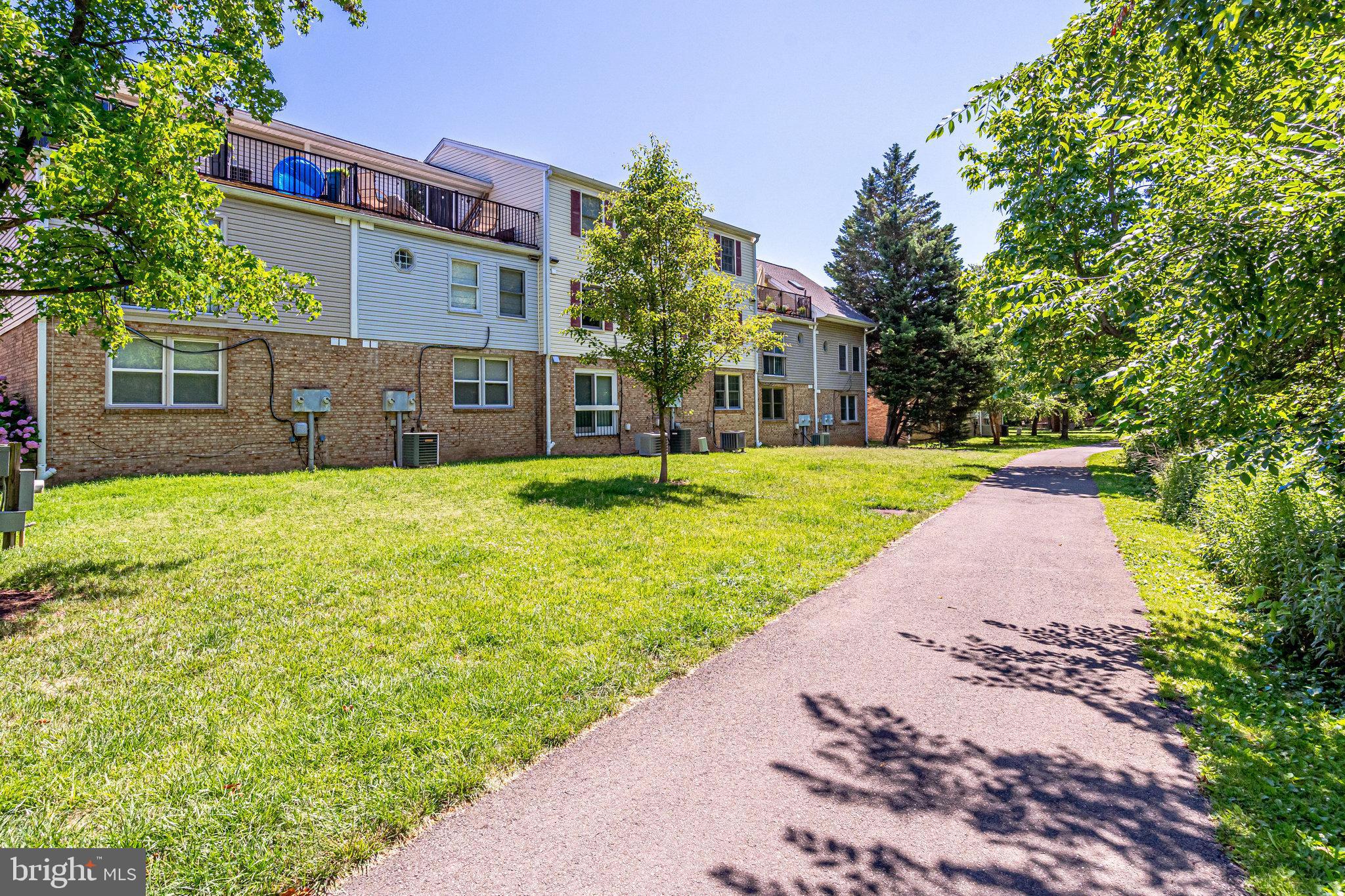 BEDFORD PARK - Residential