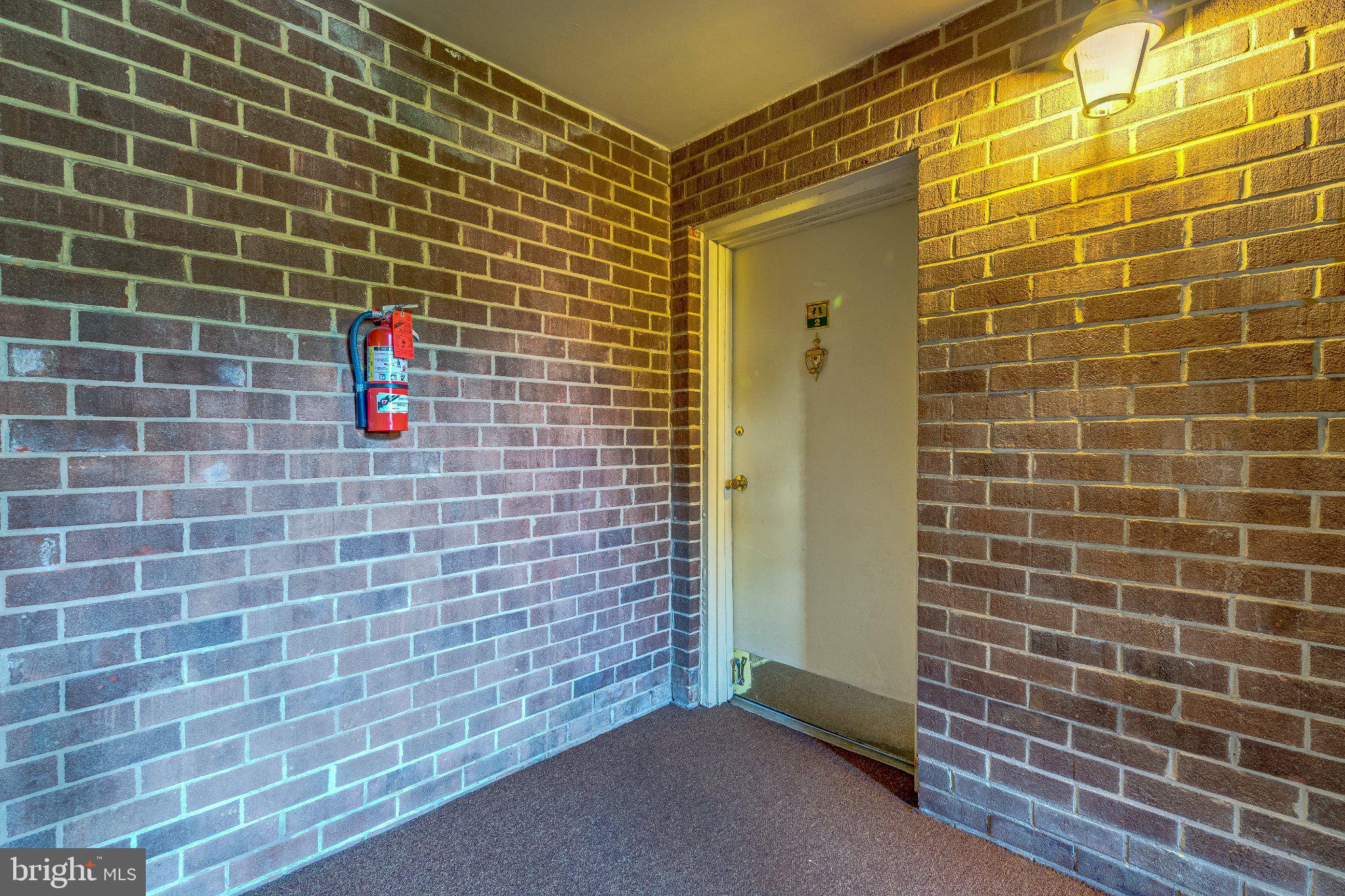 1429 NORTHGATE SQUARE 2A