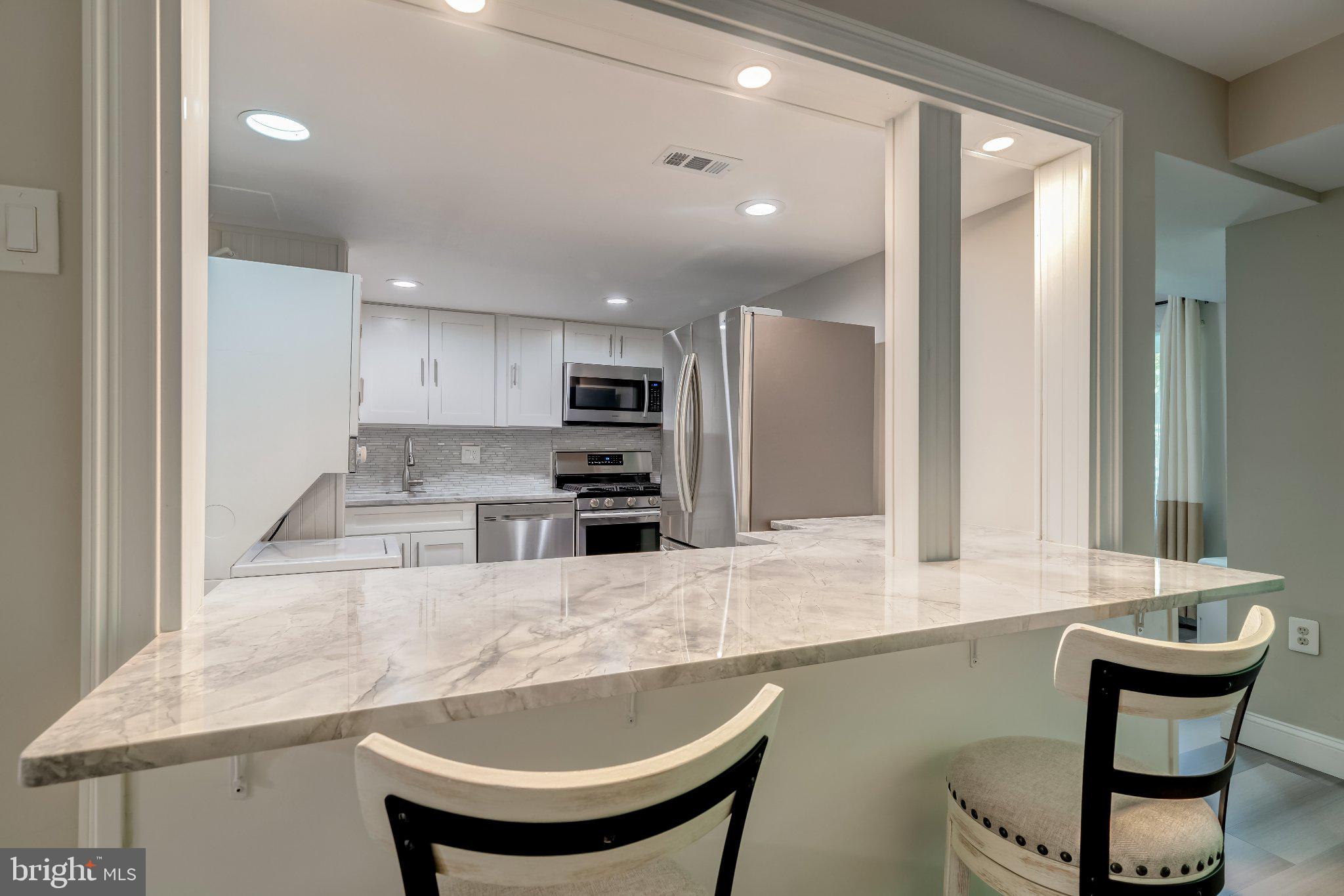 NORTHGATE CONDO - Residential