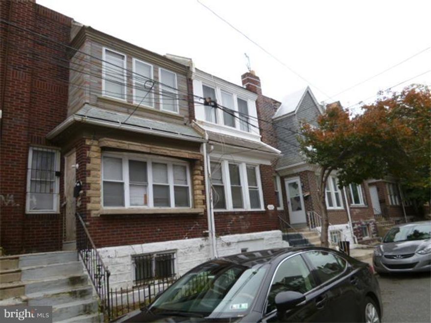 Grays Ferry the last frontier in S Philly 3 bedroom house that is in  good condition and is rent ready to go. . This is a good opportunity. All offers will be presented, $2,000 certified deposit and proof of funds will be required. AS IS Addendum and buyer will be responsible for u/o. All offers will be presented