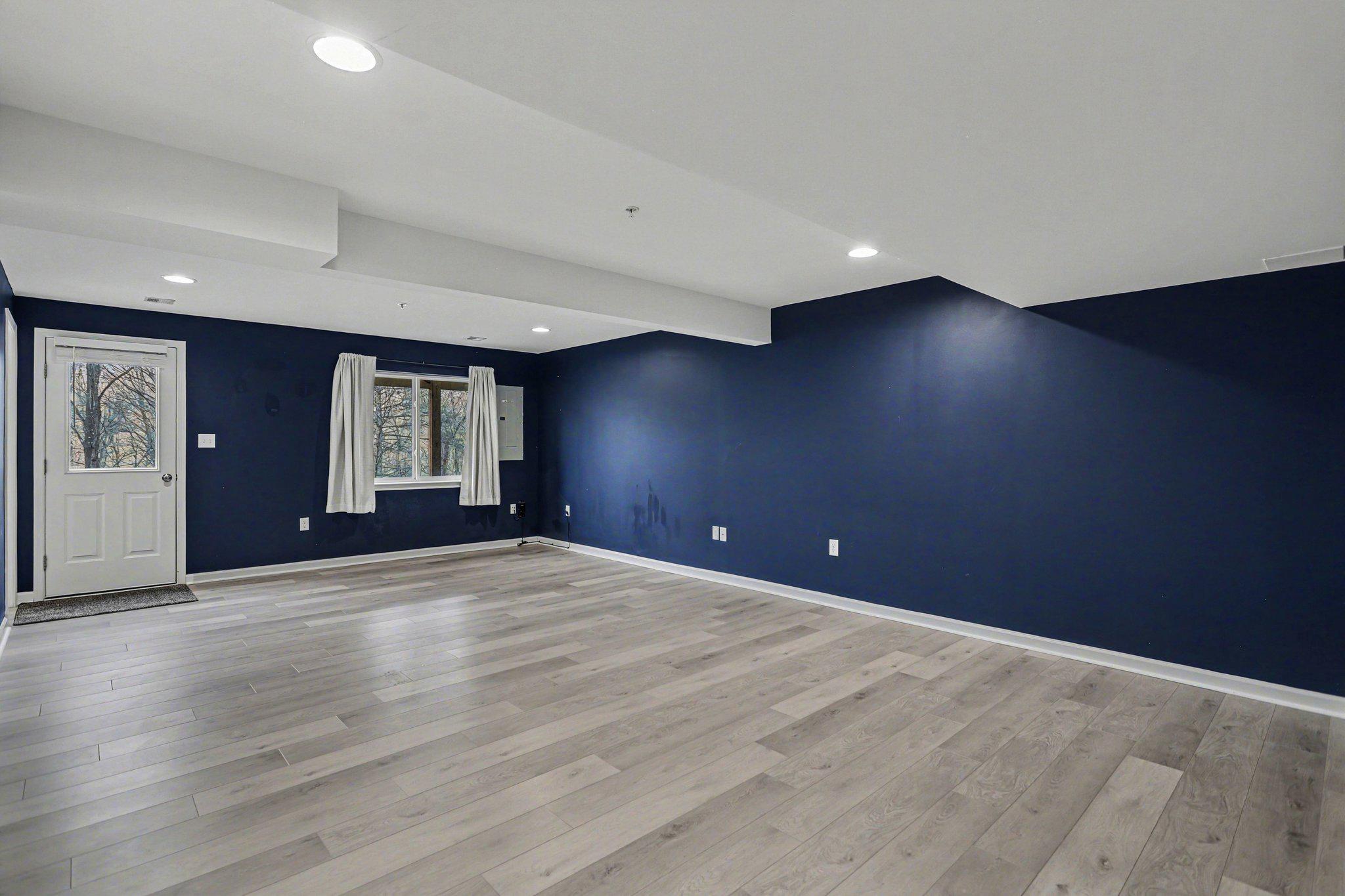 CREEKVALE - Residential