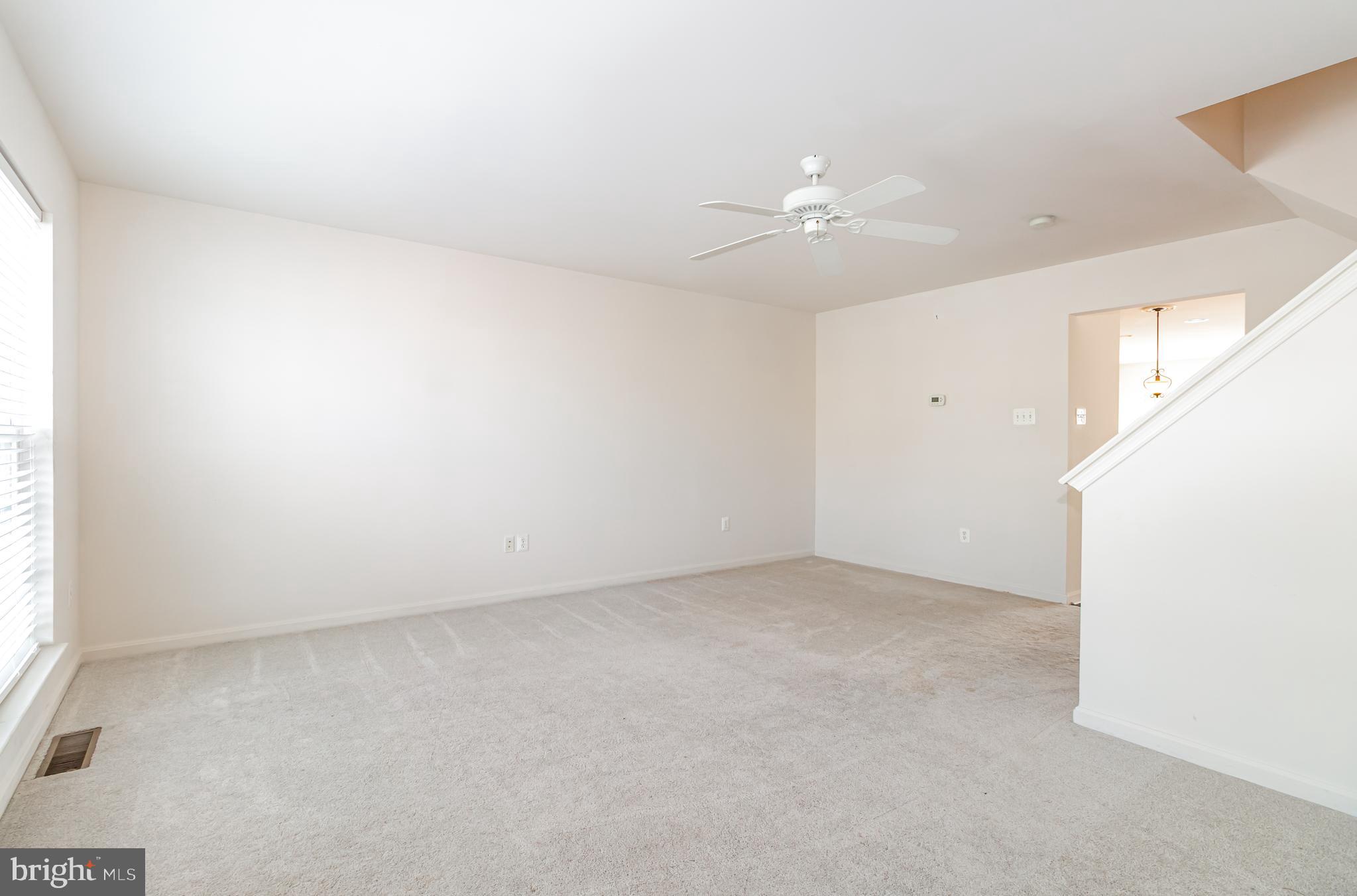 WELLINGTON MANOR - Residential