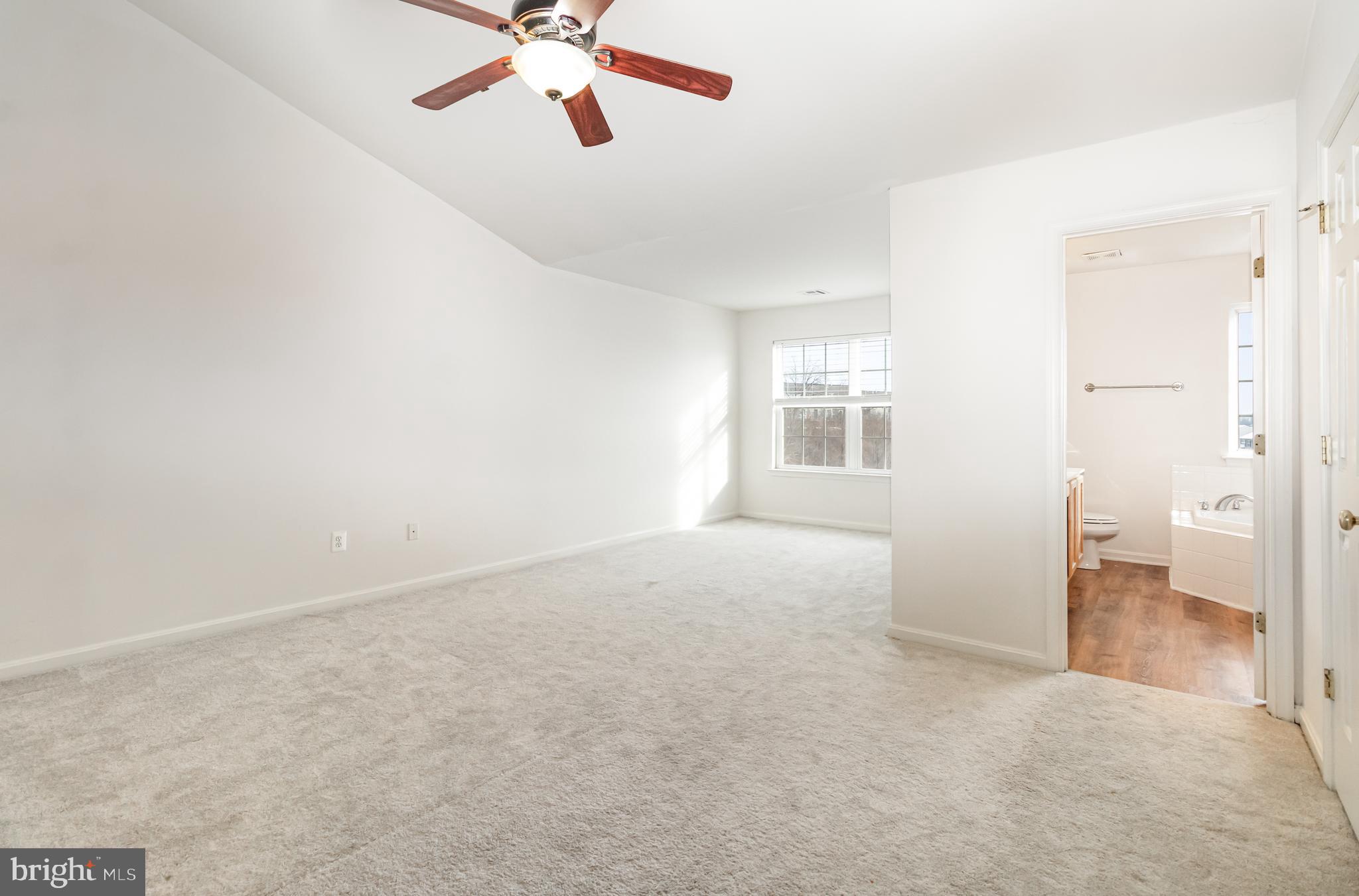 WELLINGTON MANOR - Residential