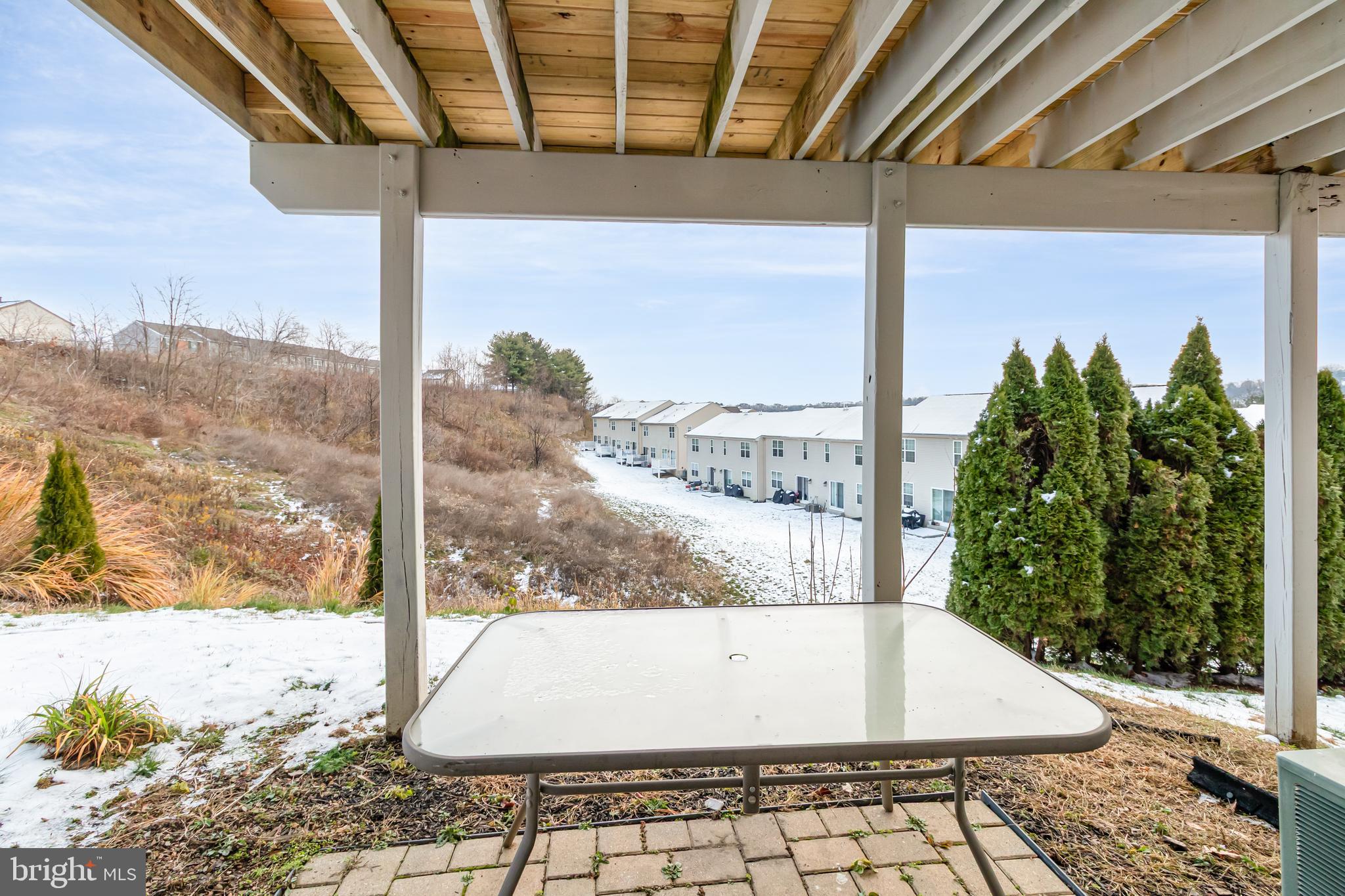 WELLINGTON MANOR - Residential