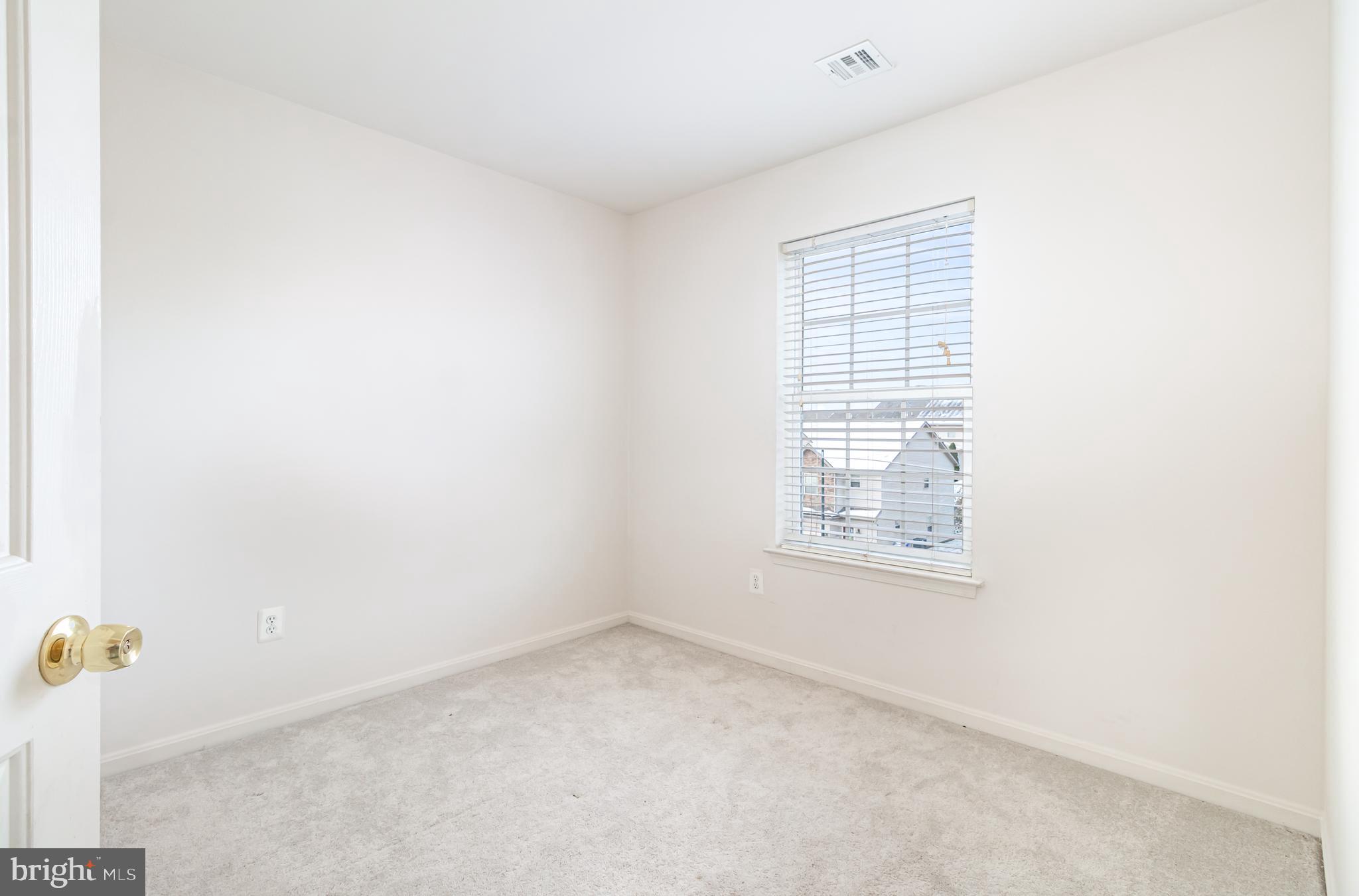 WELLINGTON MANOR - Residential